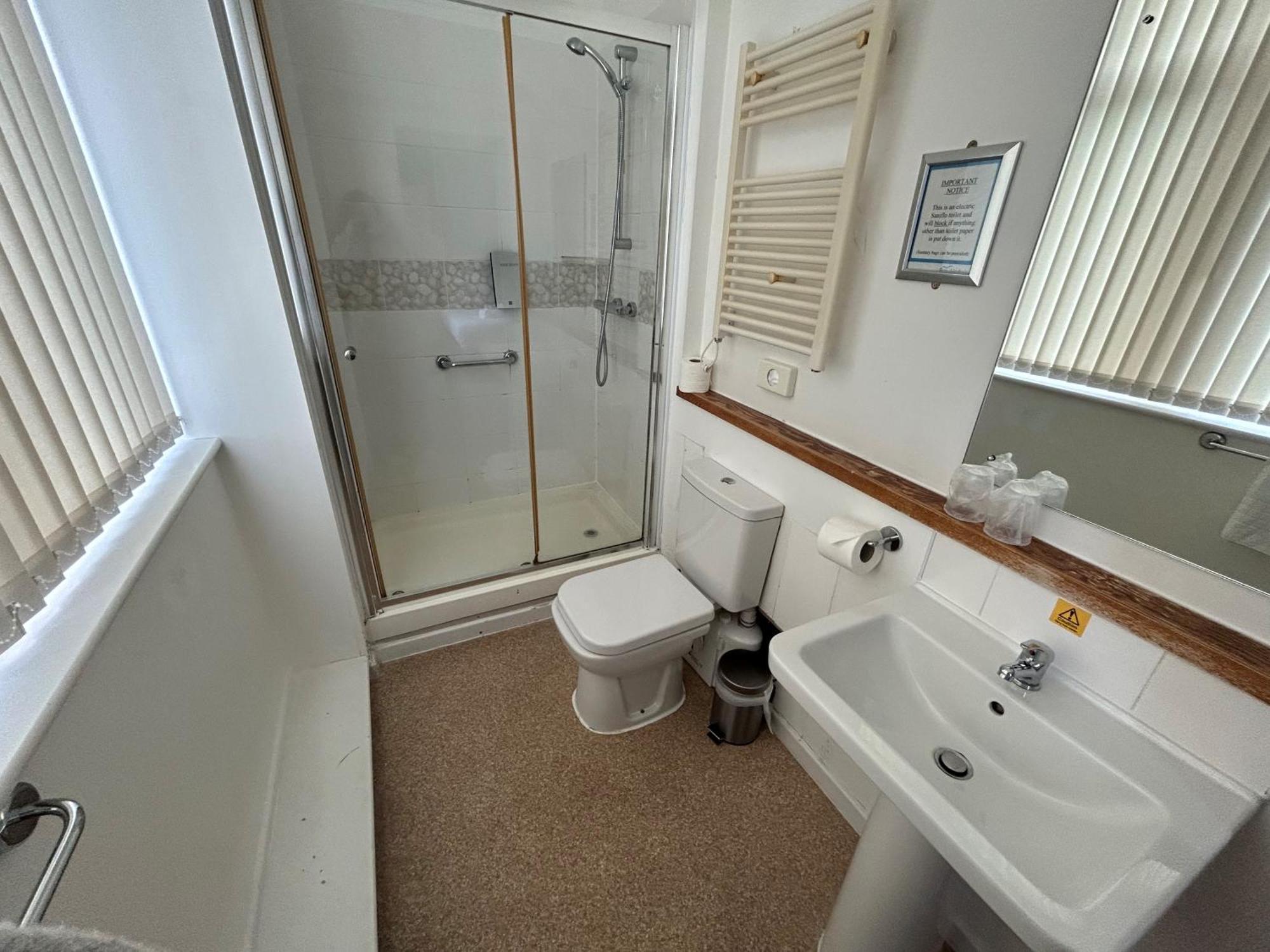 Twin Room with Sea View,1526583076:JPEG