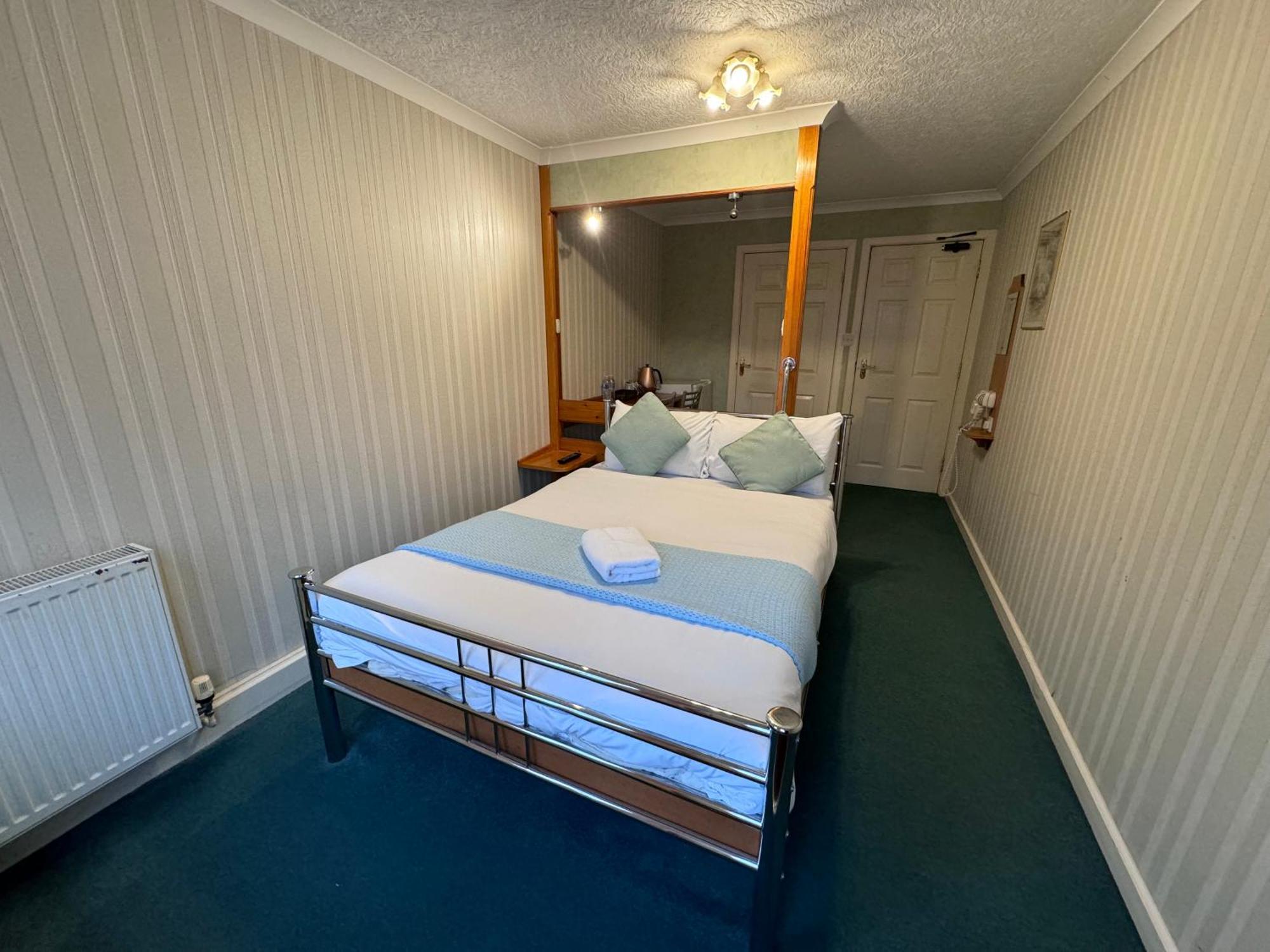 King Room - Disability Access,1529255278:JPEG