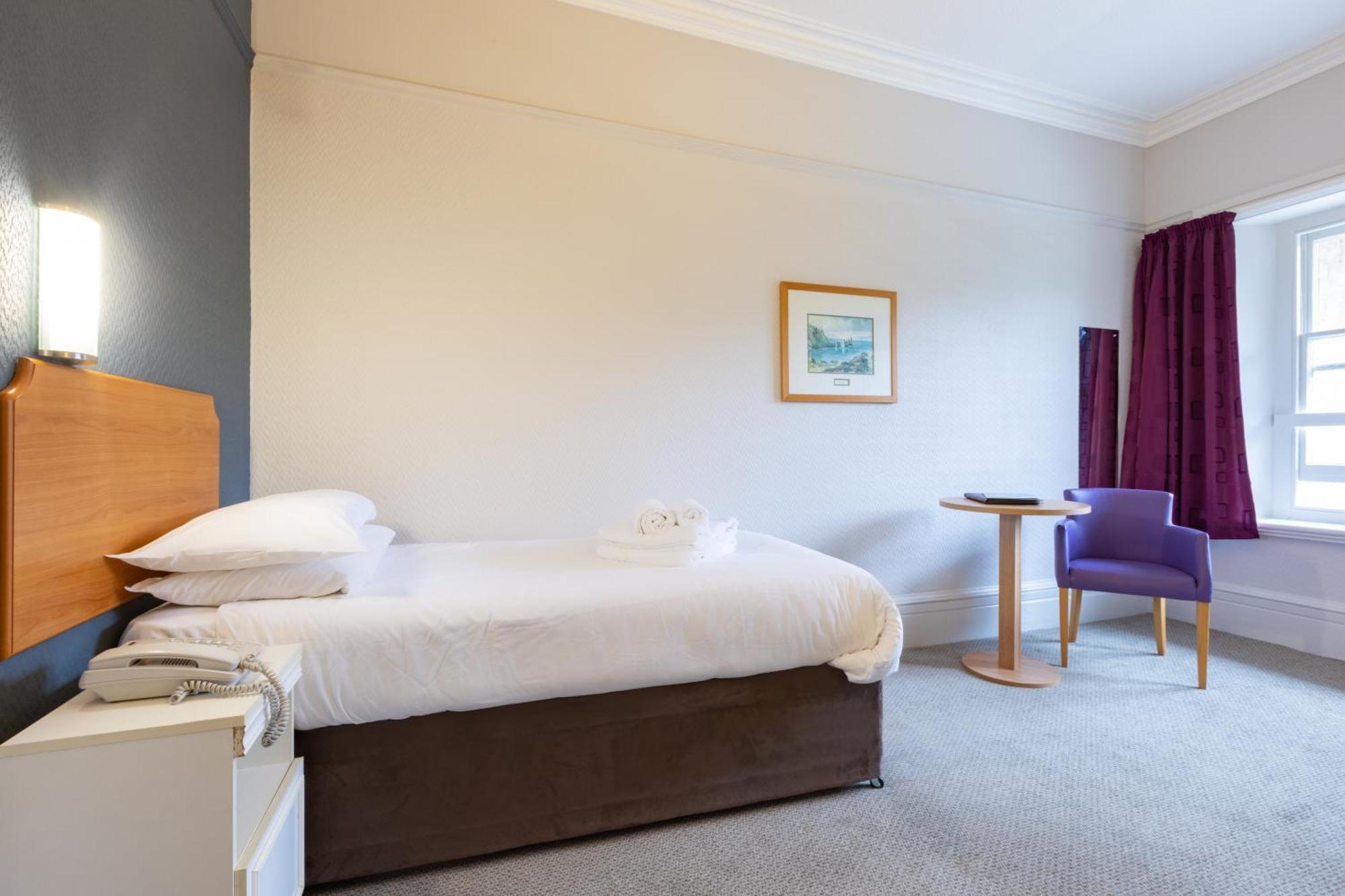 Single Room,1531084855:JPEG