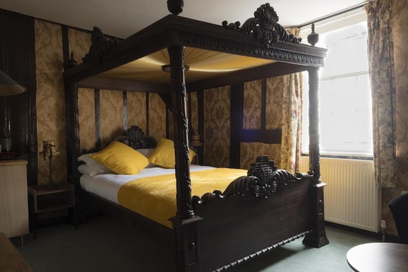 Superior King Room,1593924966:JPEG