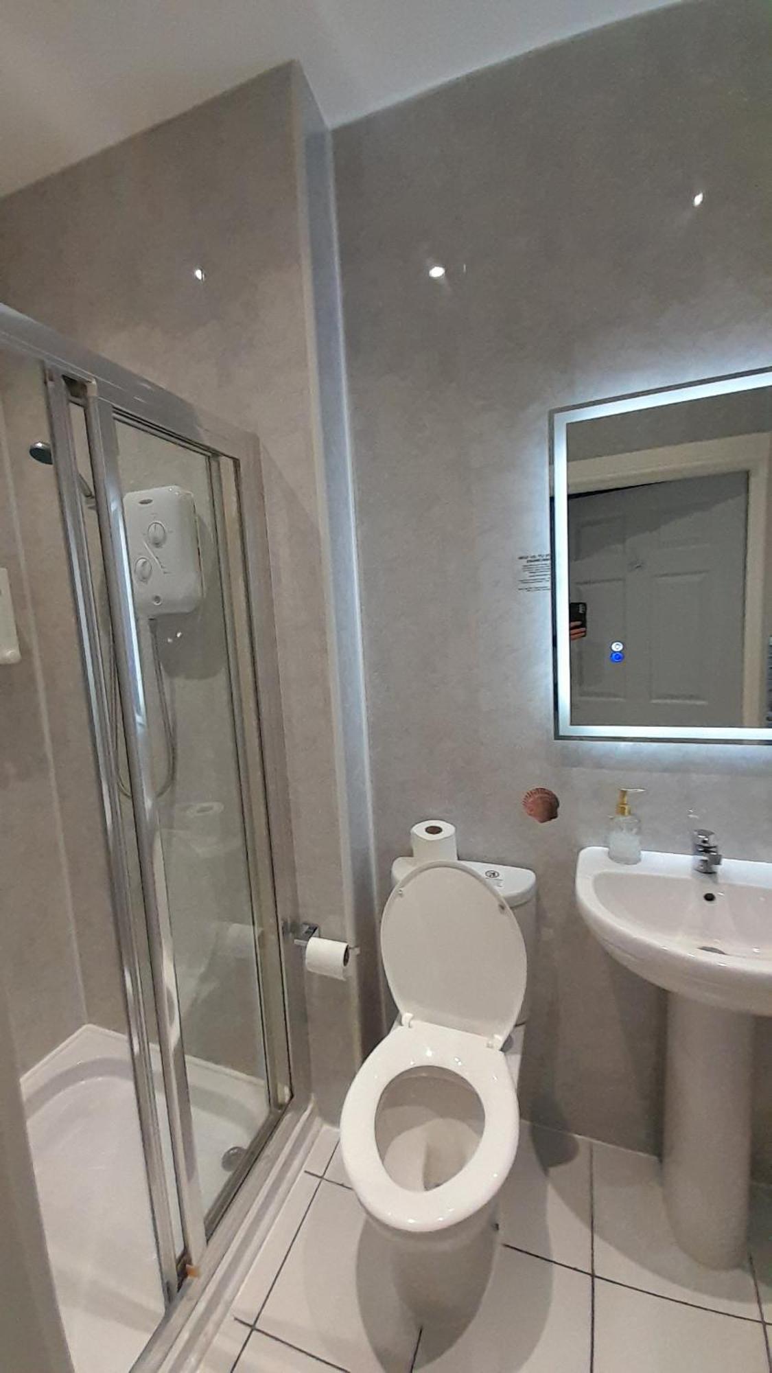 Double Room,1539727000:JPEG