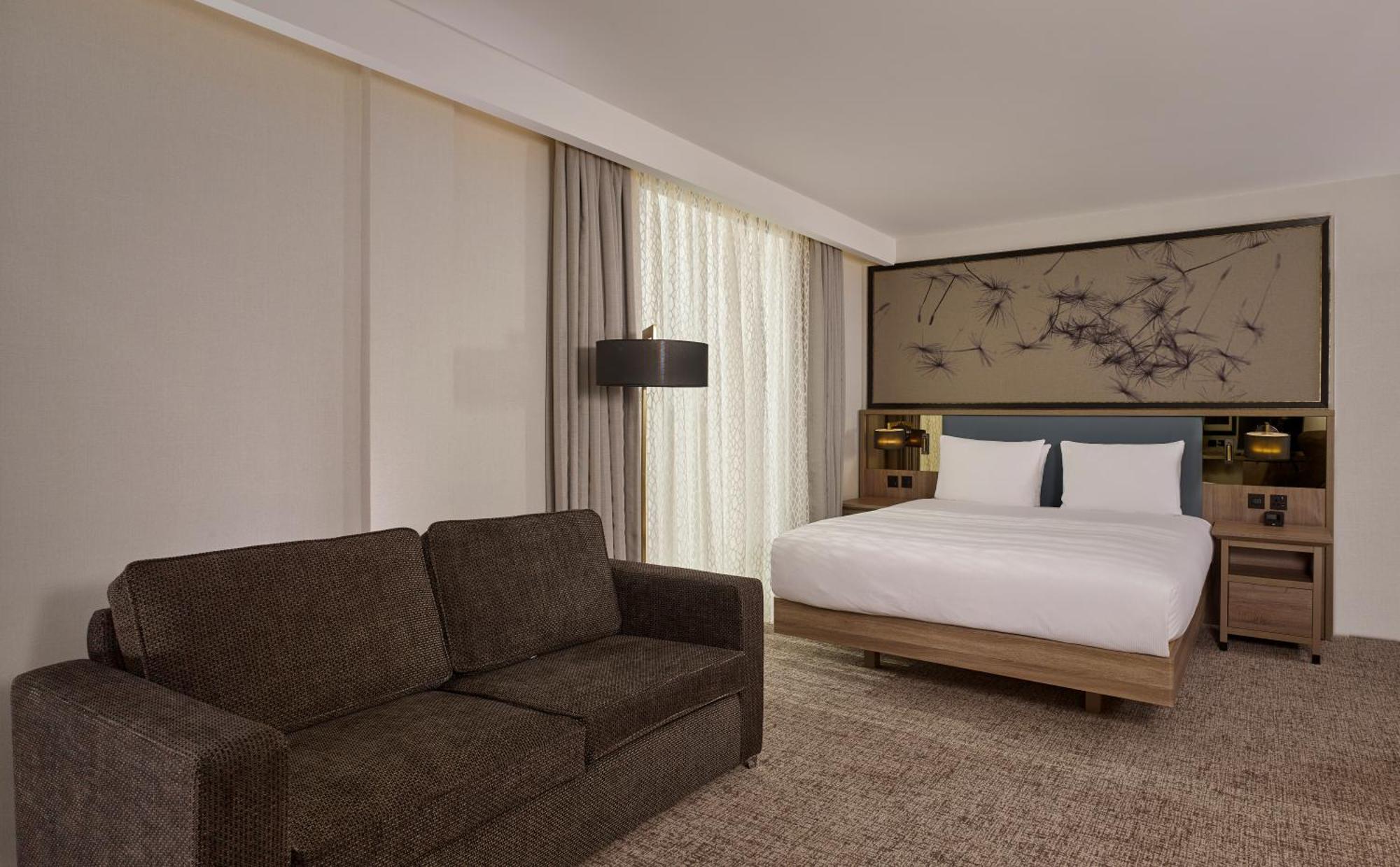 Junior Suite,1552503268:JPEG