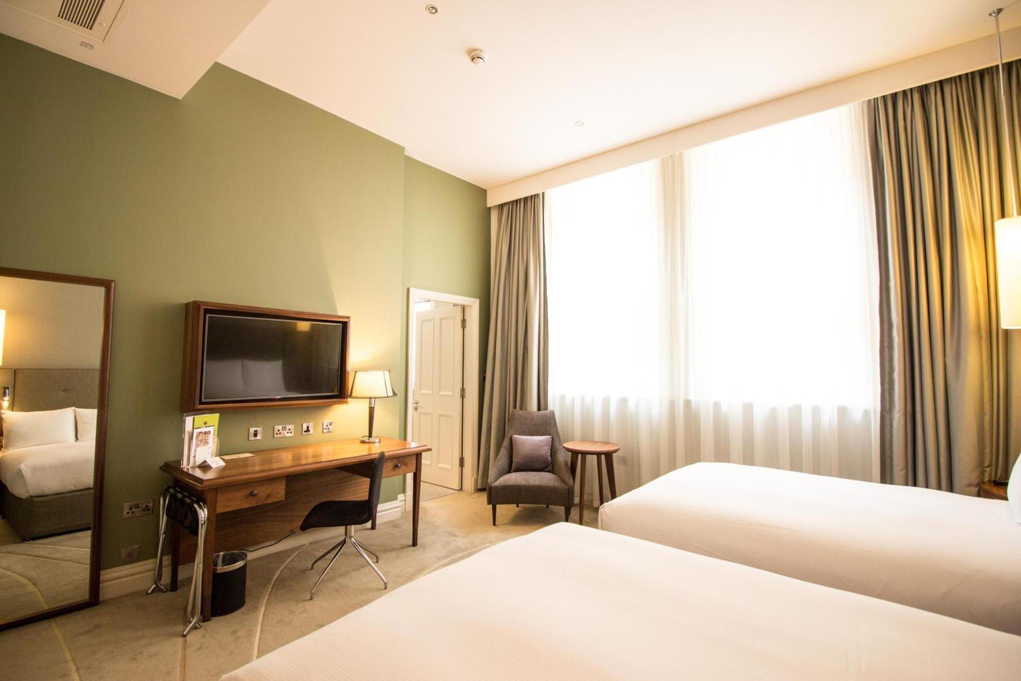 Deluxe Queen Room with Two Queen Beds