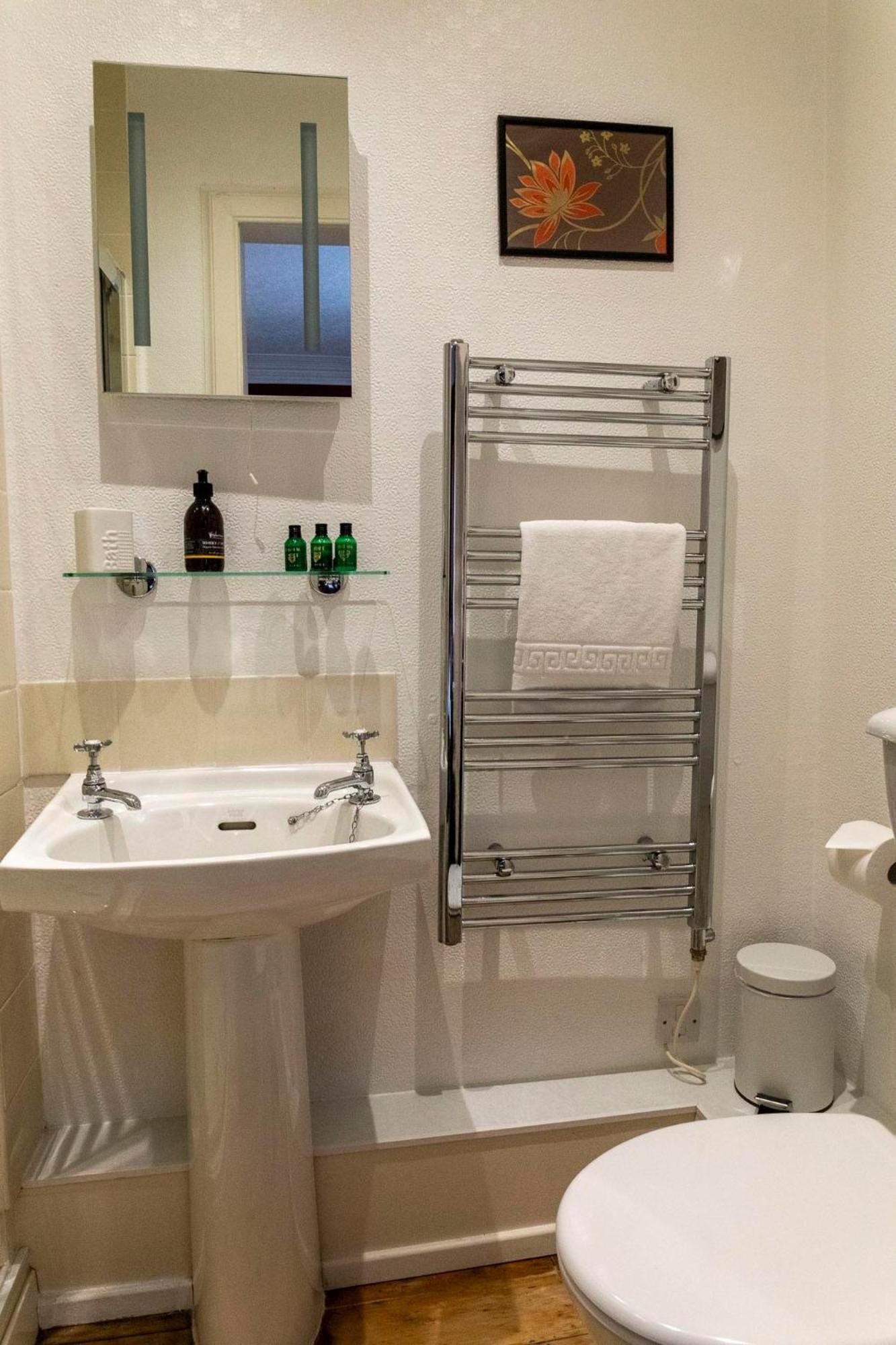 Deluxe Double or Twin Room,1542530911:JPEG