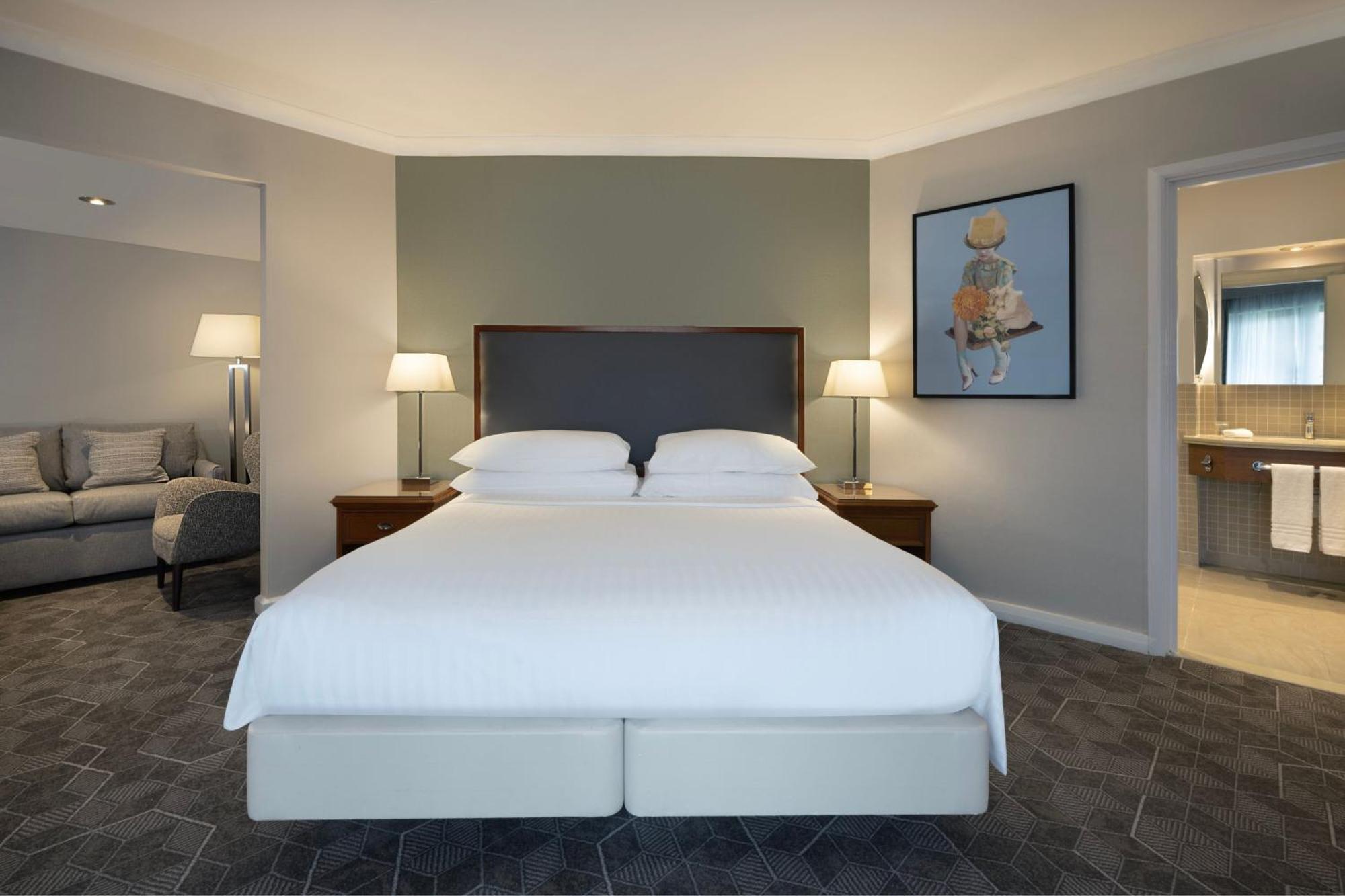 One-Bedroom Junior Suite,1709938804:JPEG