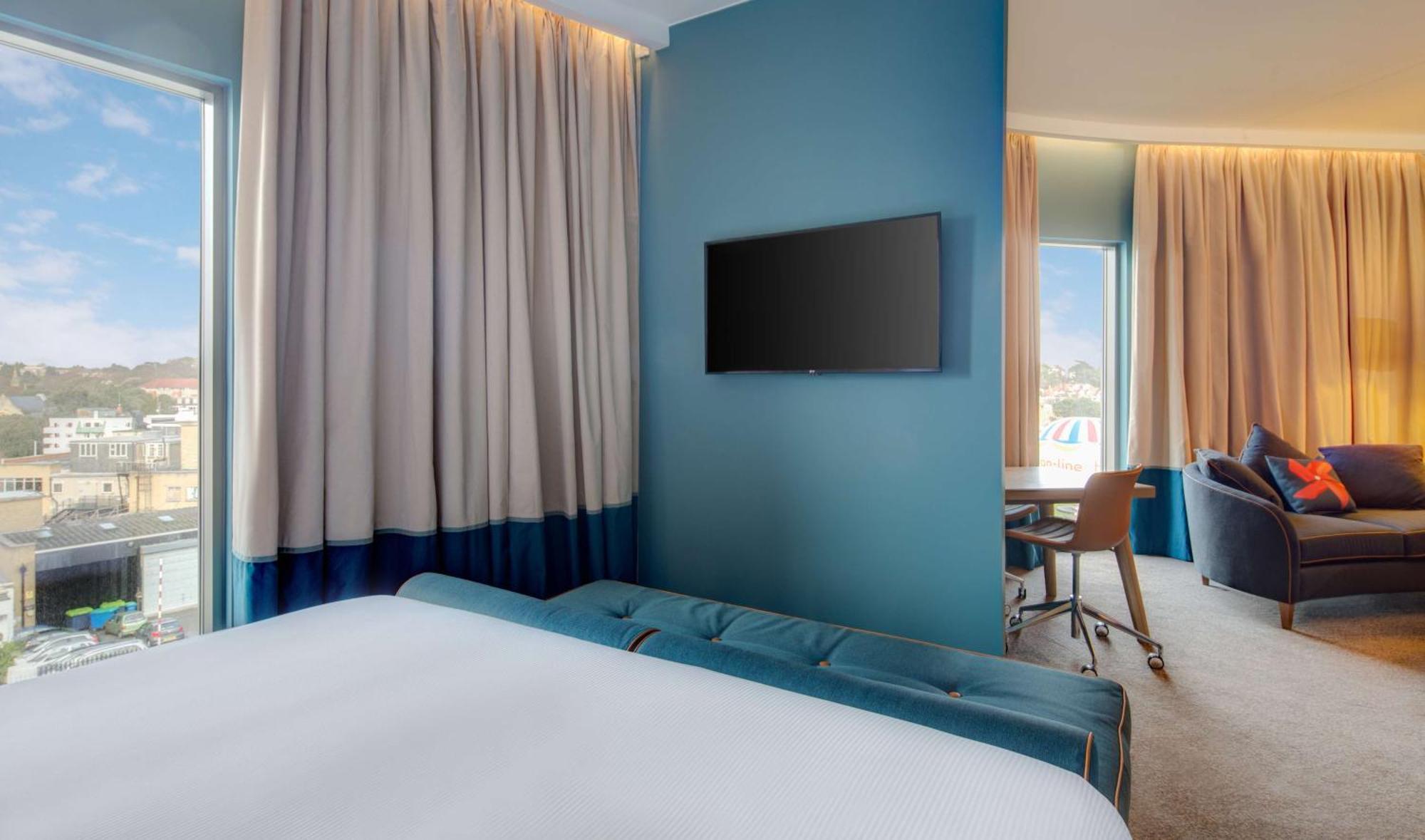 Junior Suite,1548879868:JPEG