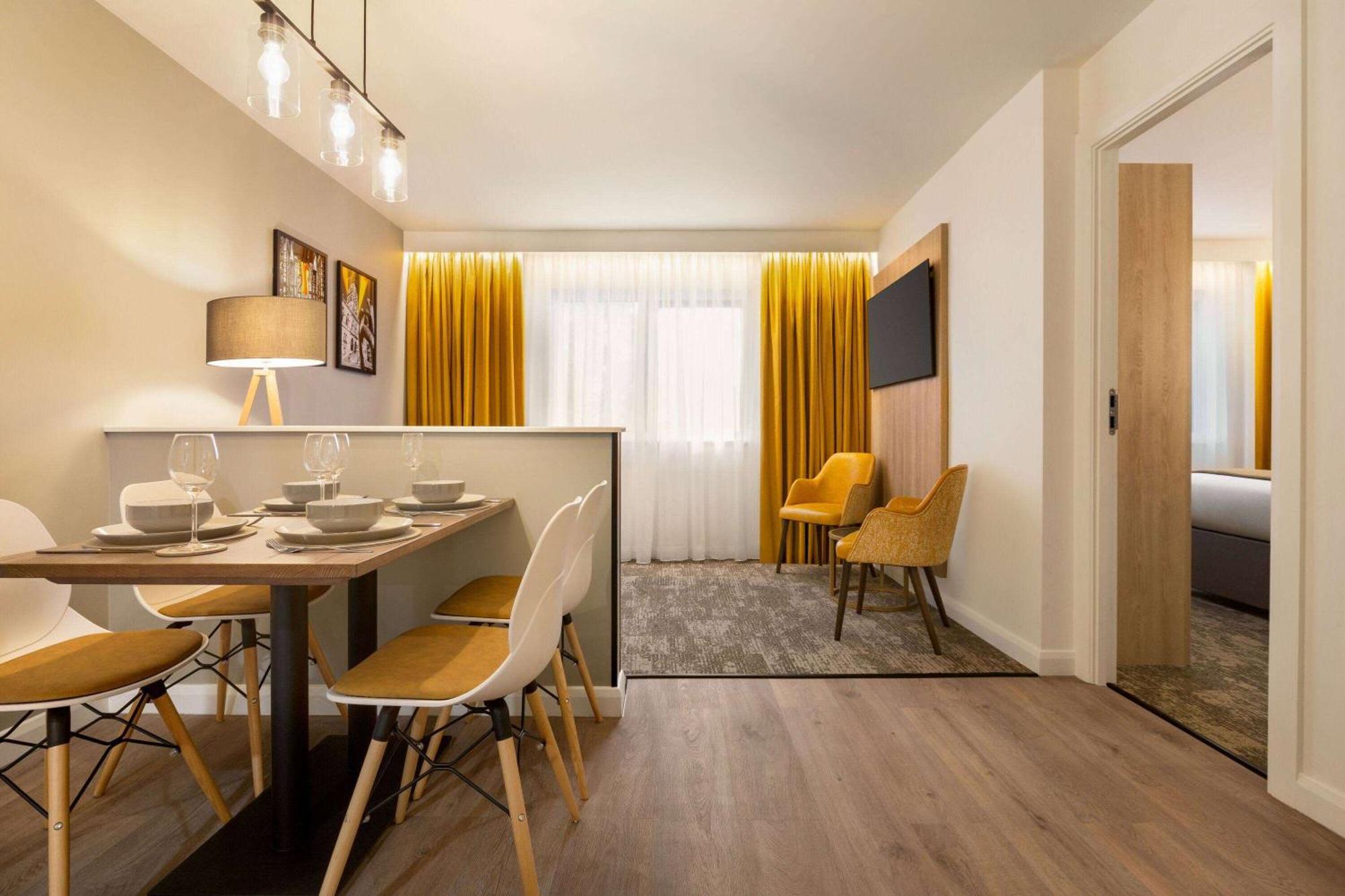 Two-Bedroom Apartment,1552226443:JPEG