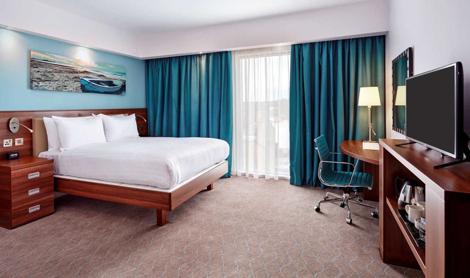 Queen Accessible Room,1552571095:JPEG