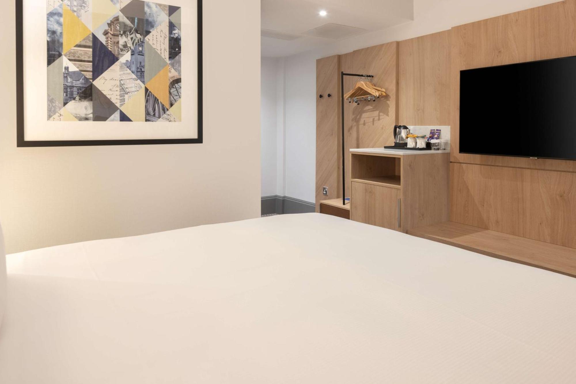 Deluxe King Room,1552665664:JPEG