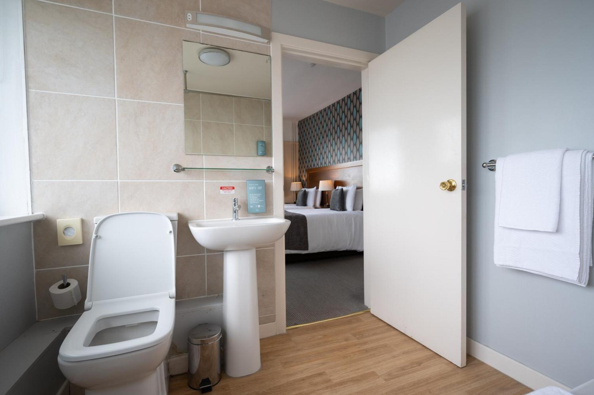 Twin Room with Sea View
