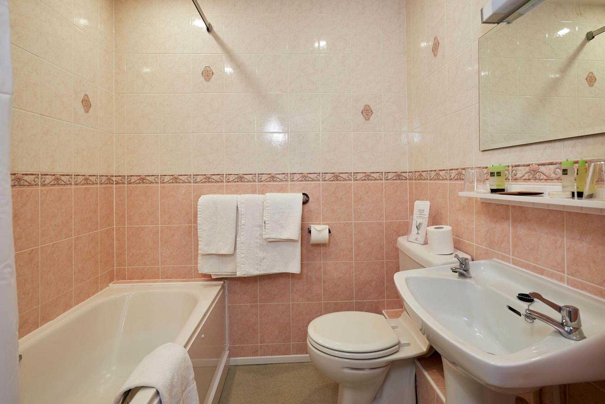 Twin Room with Balcony,1555763218:JPEG