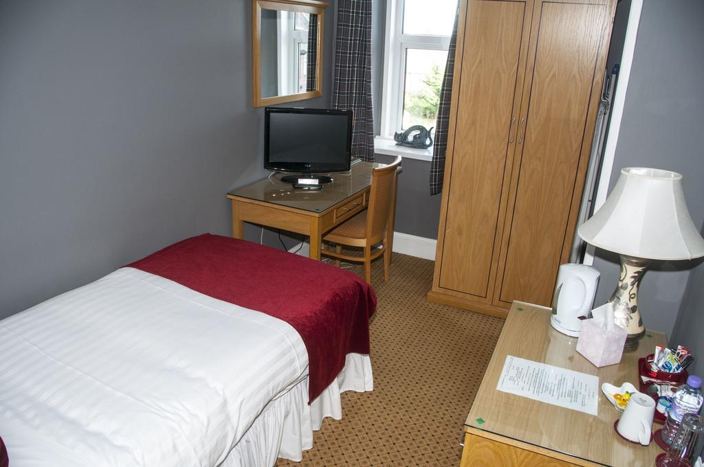 Single Room,156511647:JPEG