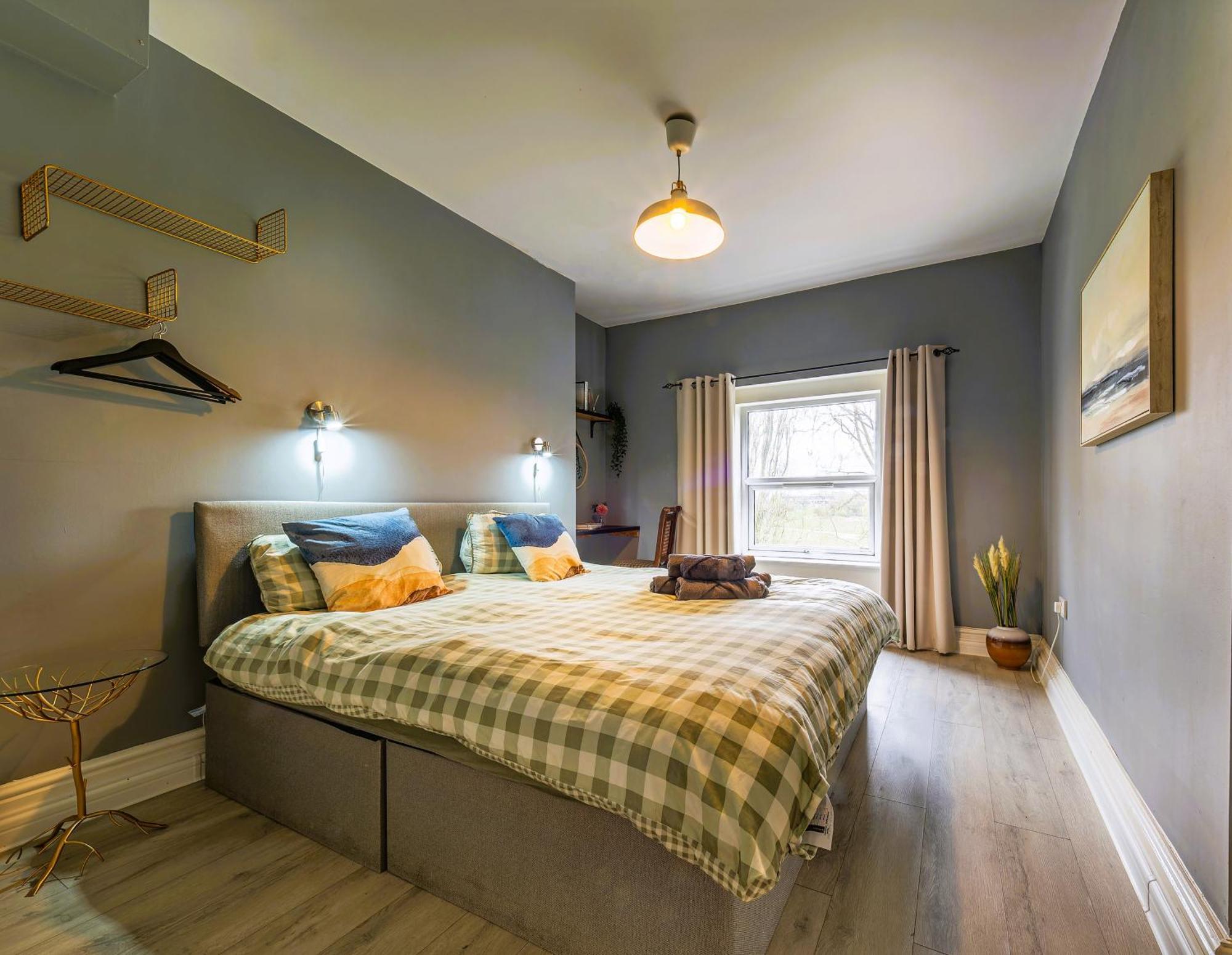 Standard King Room,1569299126:JPEG