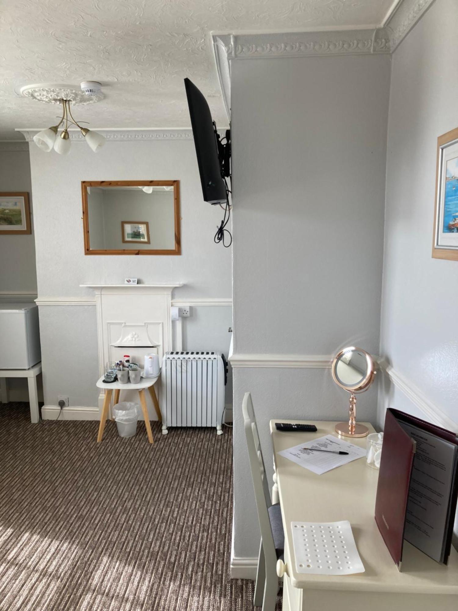 Large Double Room