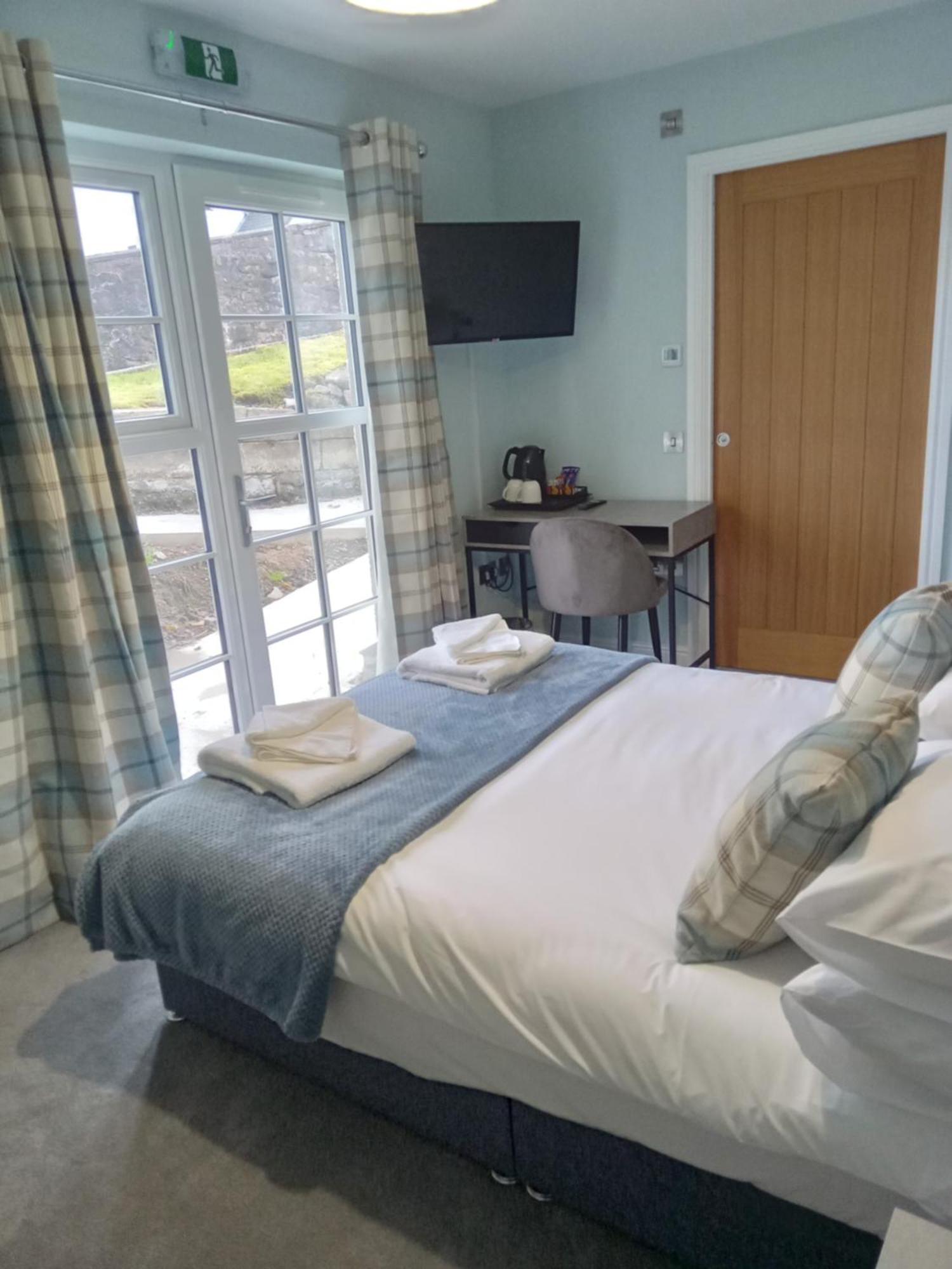 Standard Double Room,1580511631:JPEG