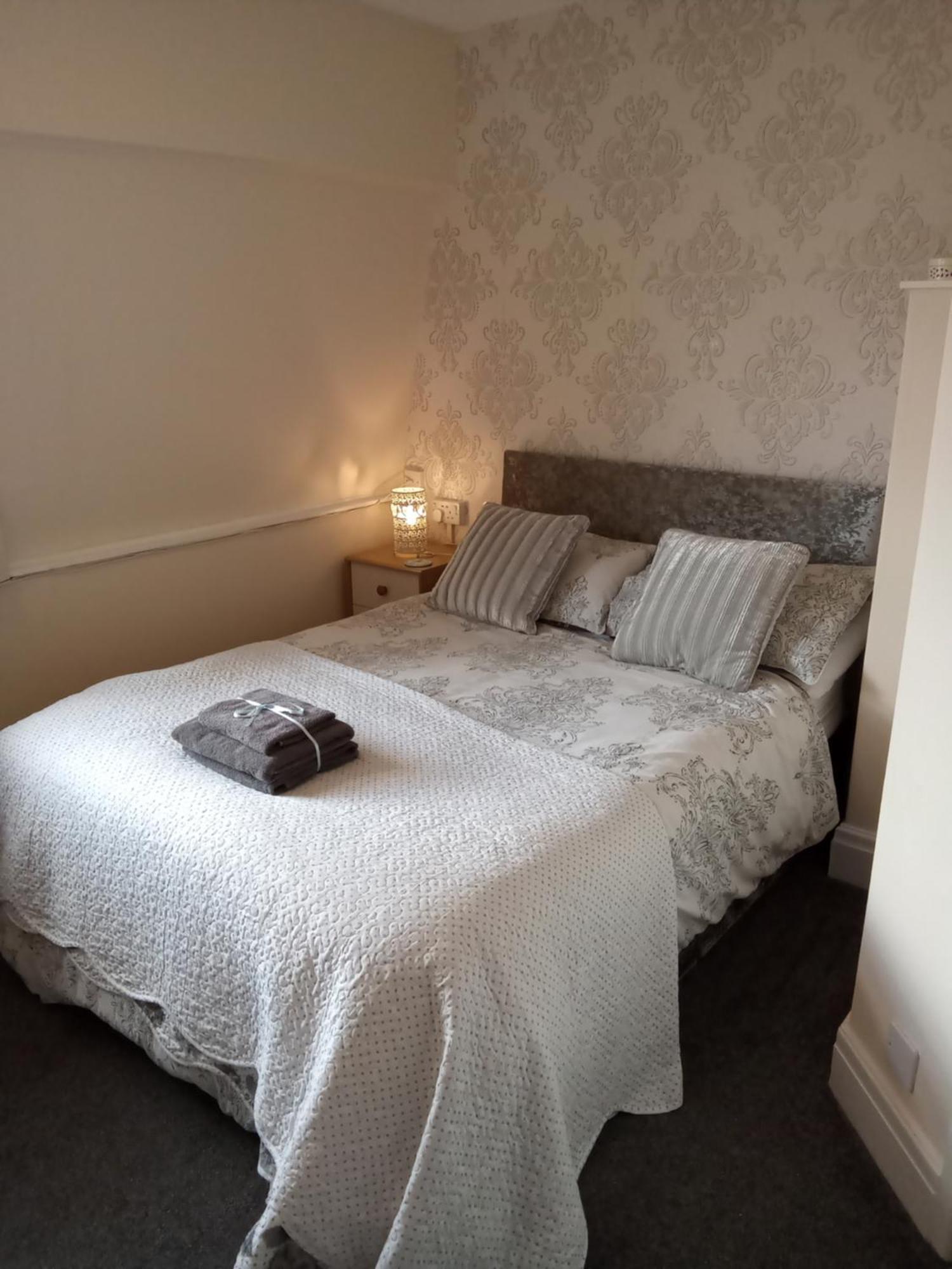 Double Room,1580855495:JPEG