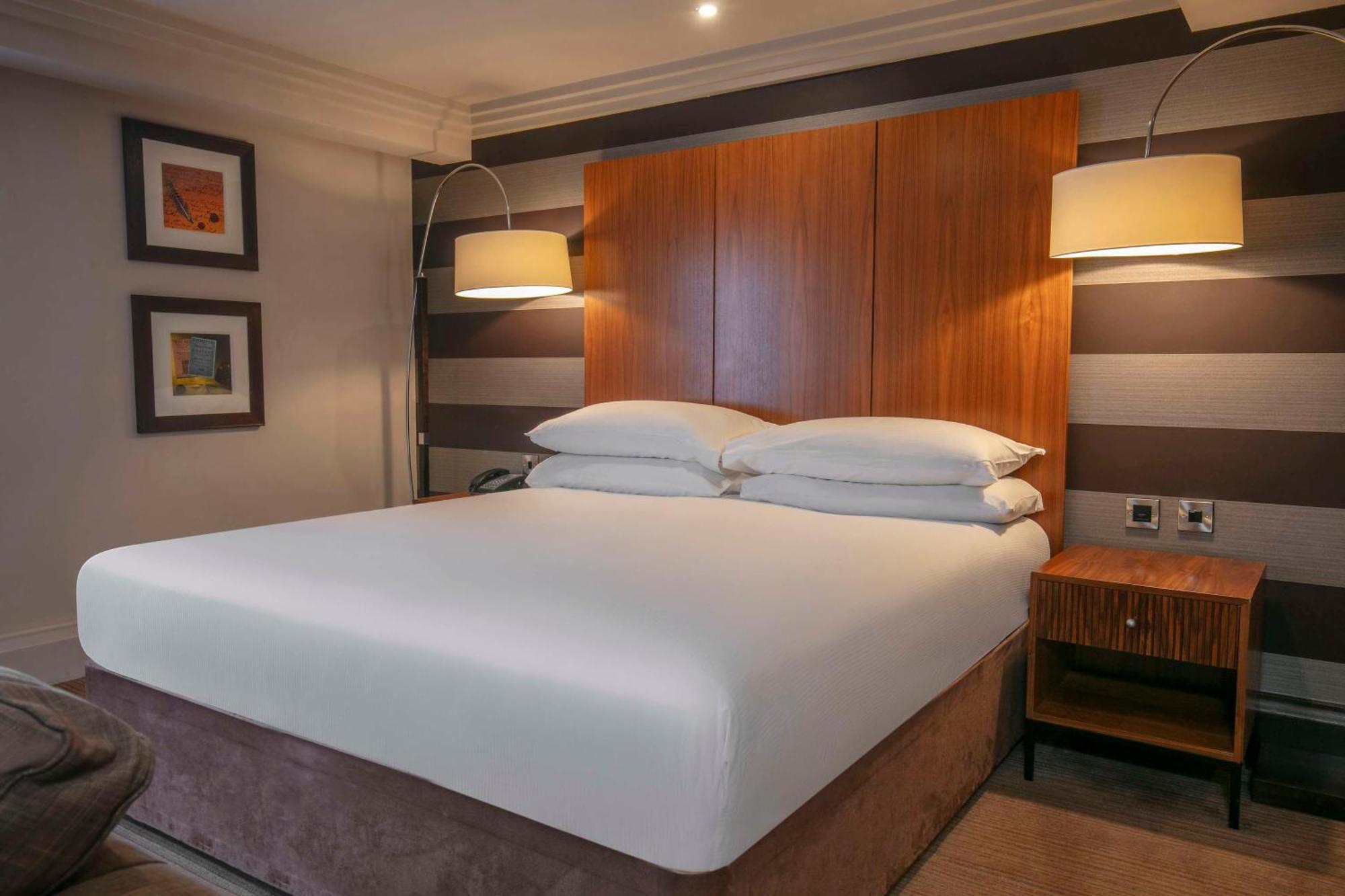 Junior Suite,1588033590:JPEG