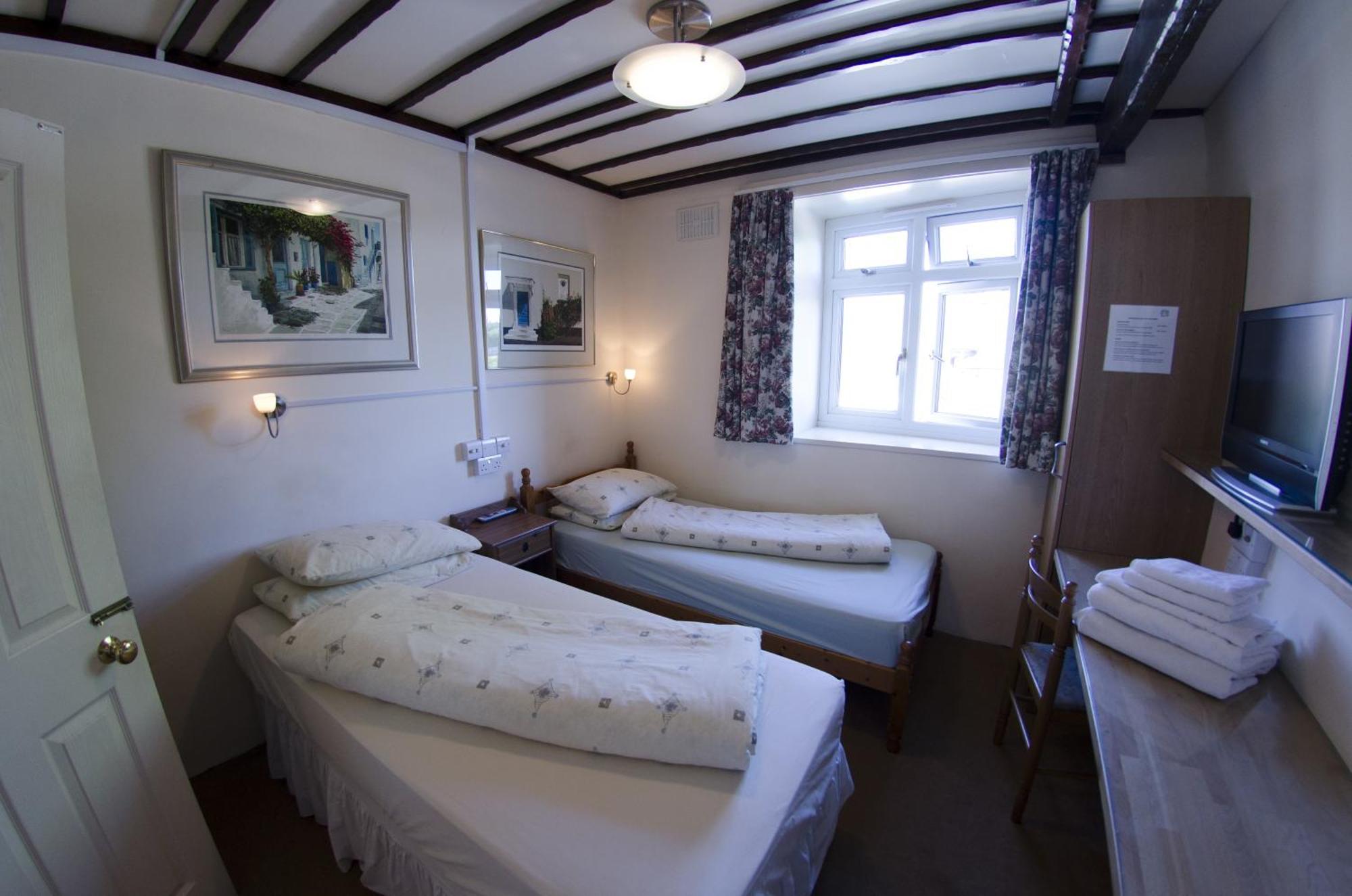Superior Twin Room,1659453544:JPEG