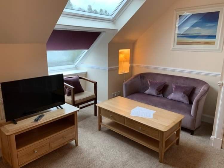 Small Double Room,1592893703:JPEG