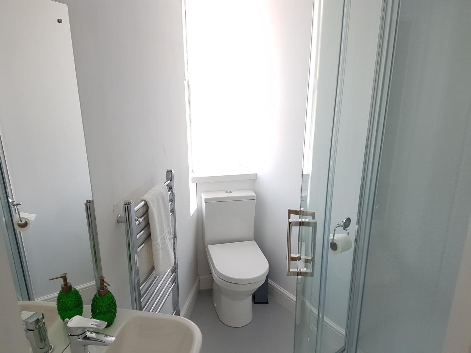 Double or Twin Room with Private Bathroom,1593754650:JPEG