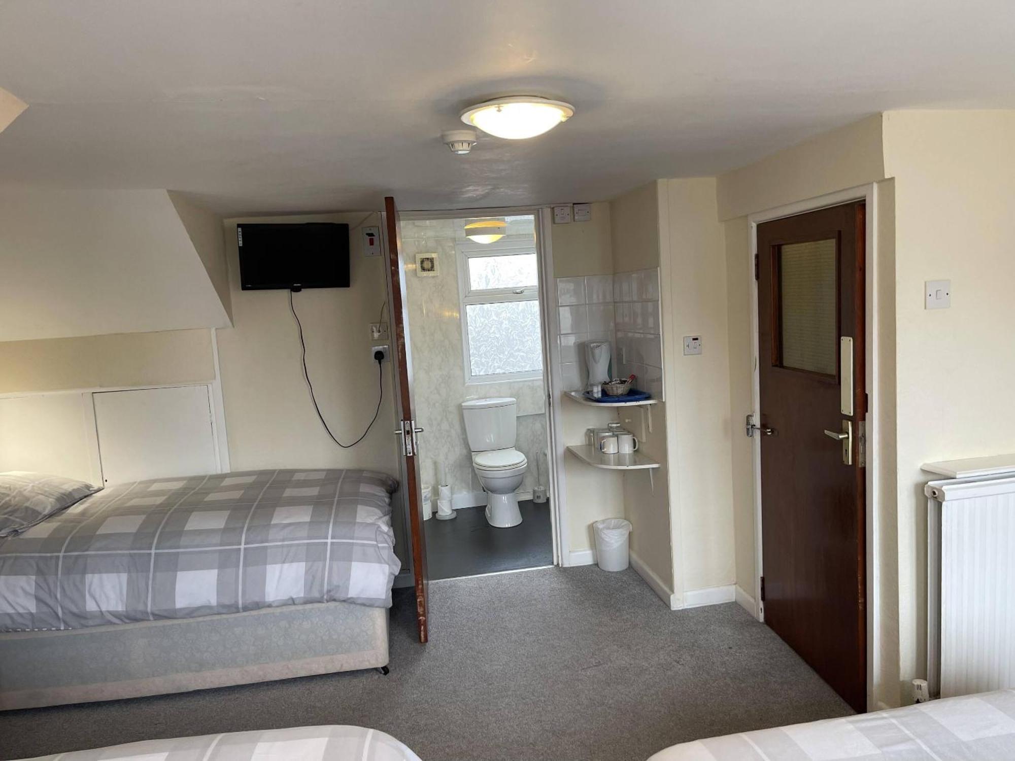 Family Suite,1593778970:JPEG