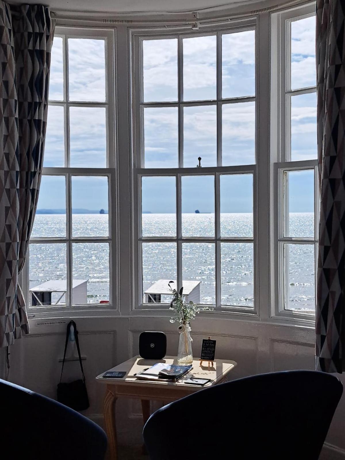 Family Room Sea View