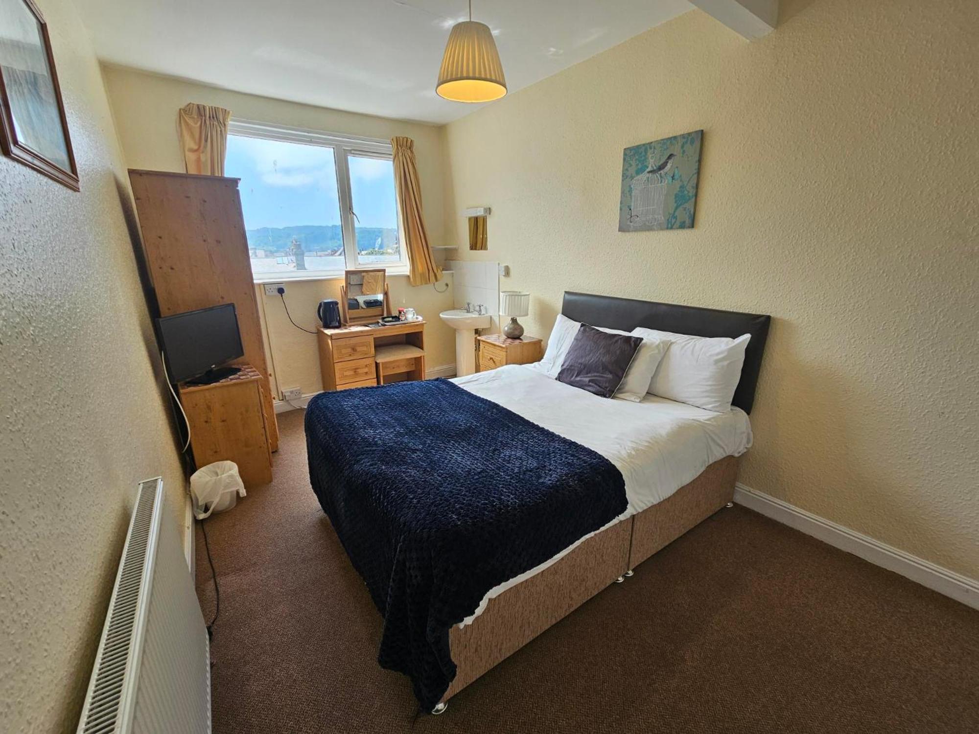 Large Single Room,1628651000:JPEG