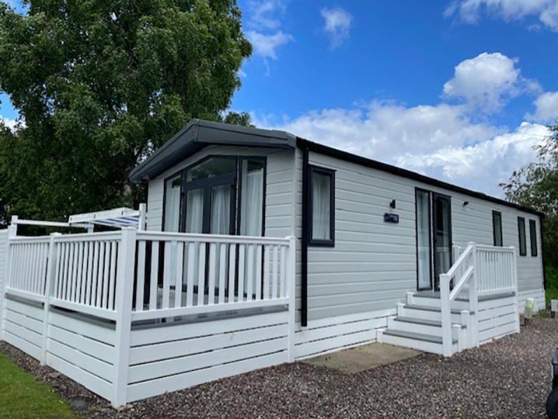 Two Bedroom Deluxe Junior Lodge with Hot tub,1600236380:JPEG