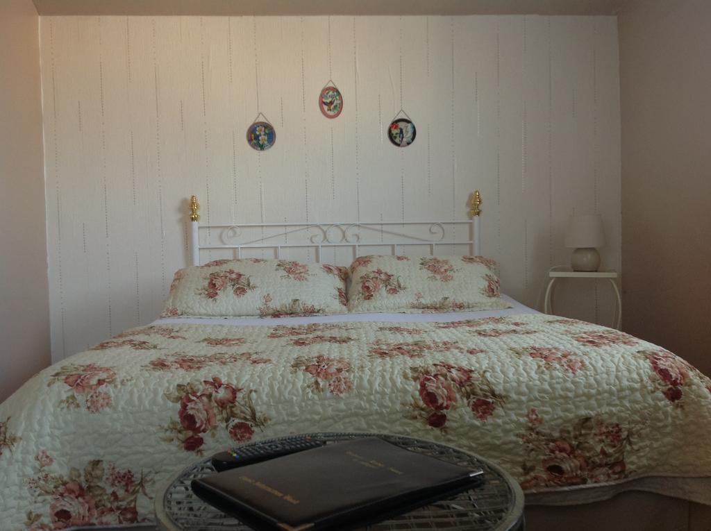 Double Room,762552601:JPEG