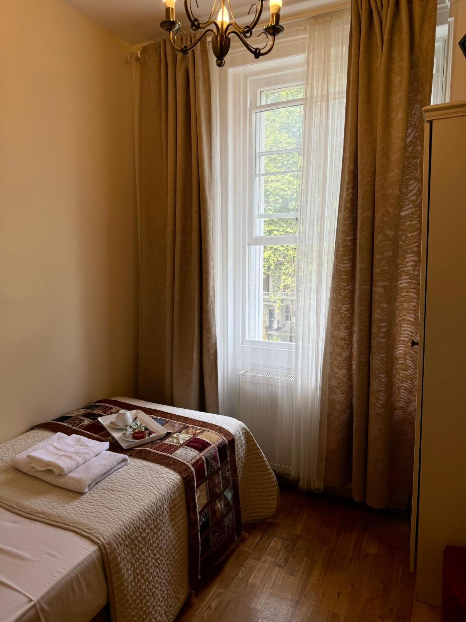 Triple Room Balcony,1606046795:JPEG