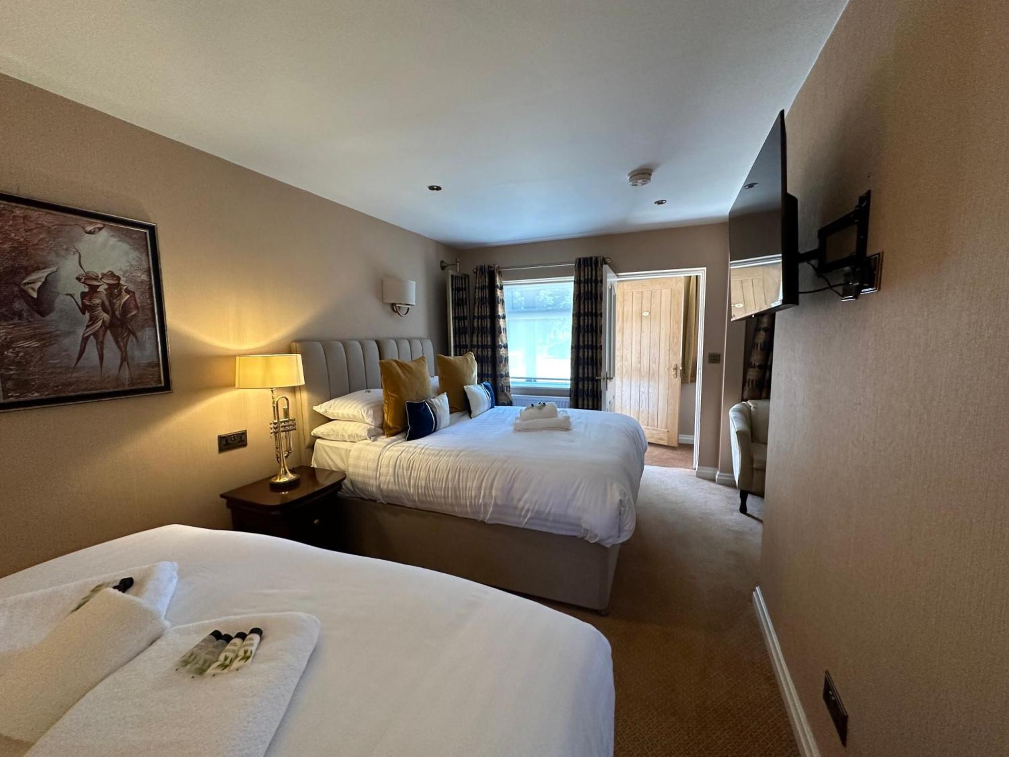 Superior Double Room with Bath
