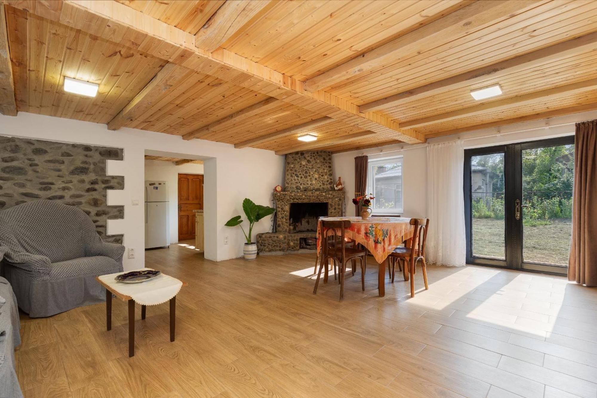 Family Suite with Mountain and Garden View