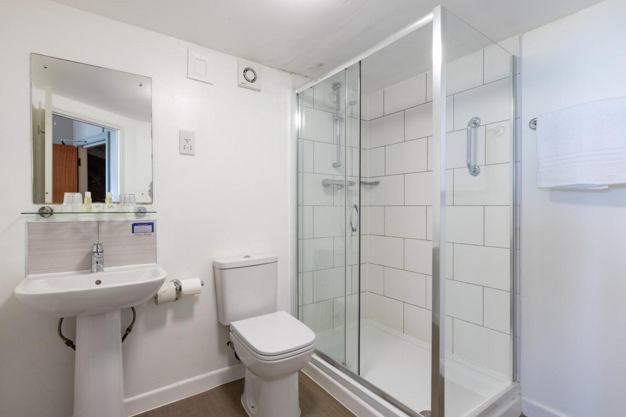 Single Room,1620215572:JPEG