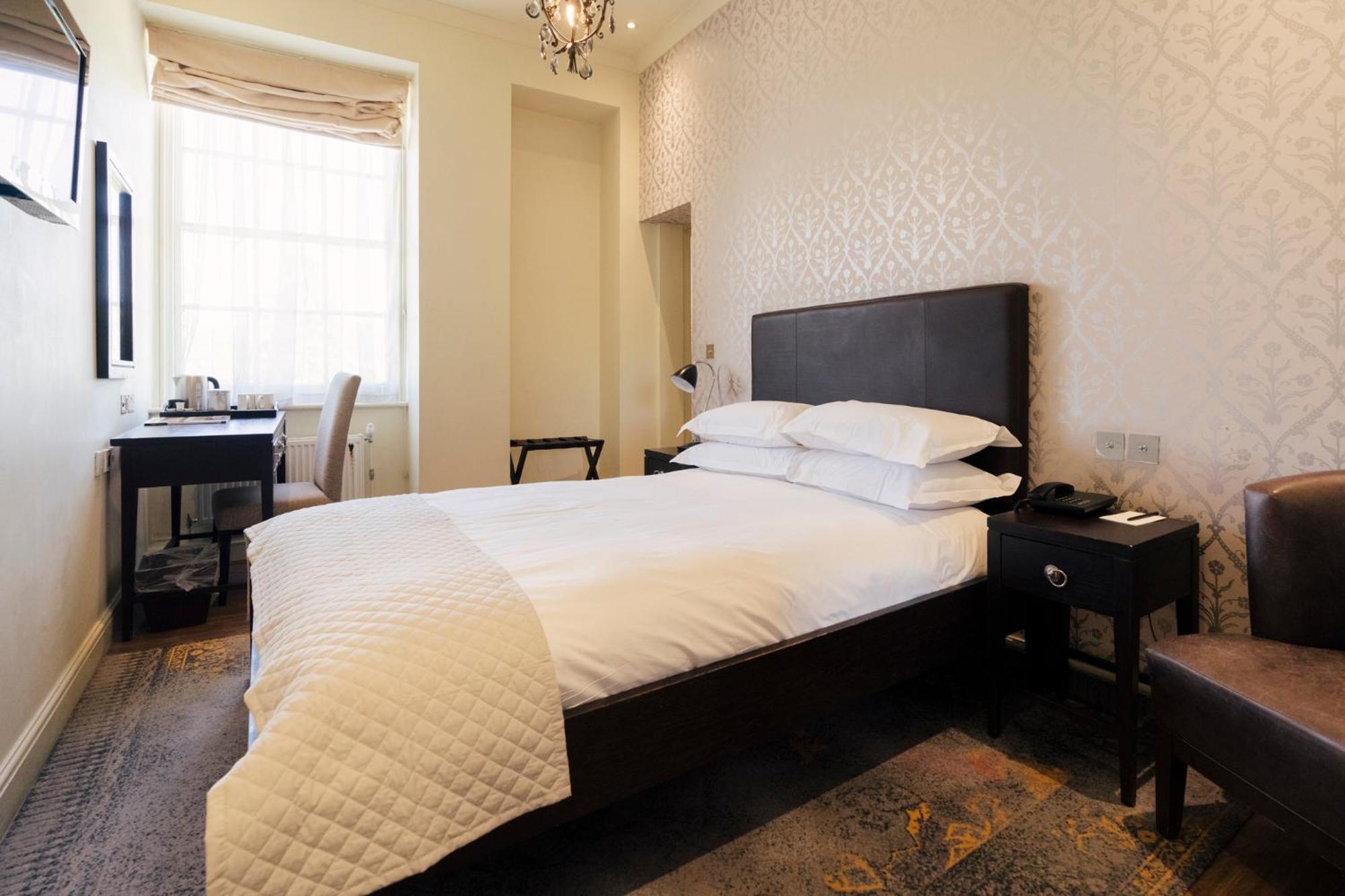 Standard Double Room,1111574751:JPEG