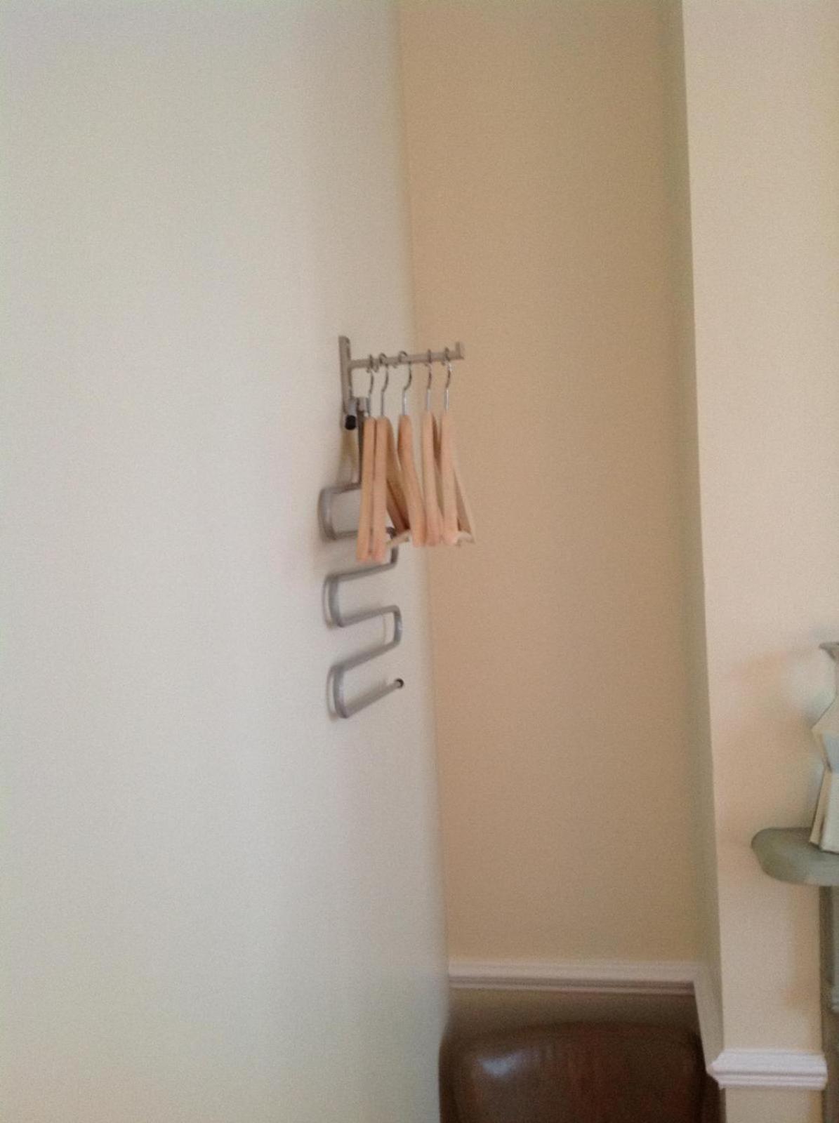 Standard Single Room with Shared Bathroom,1610230786:JPEG