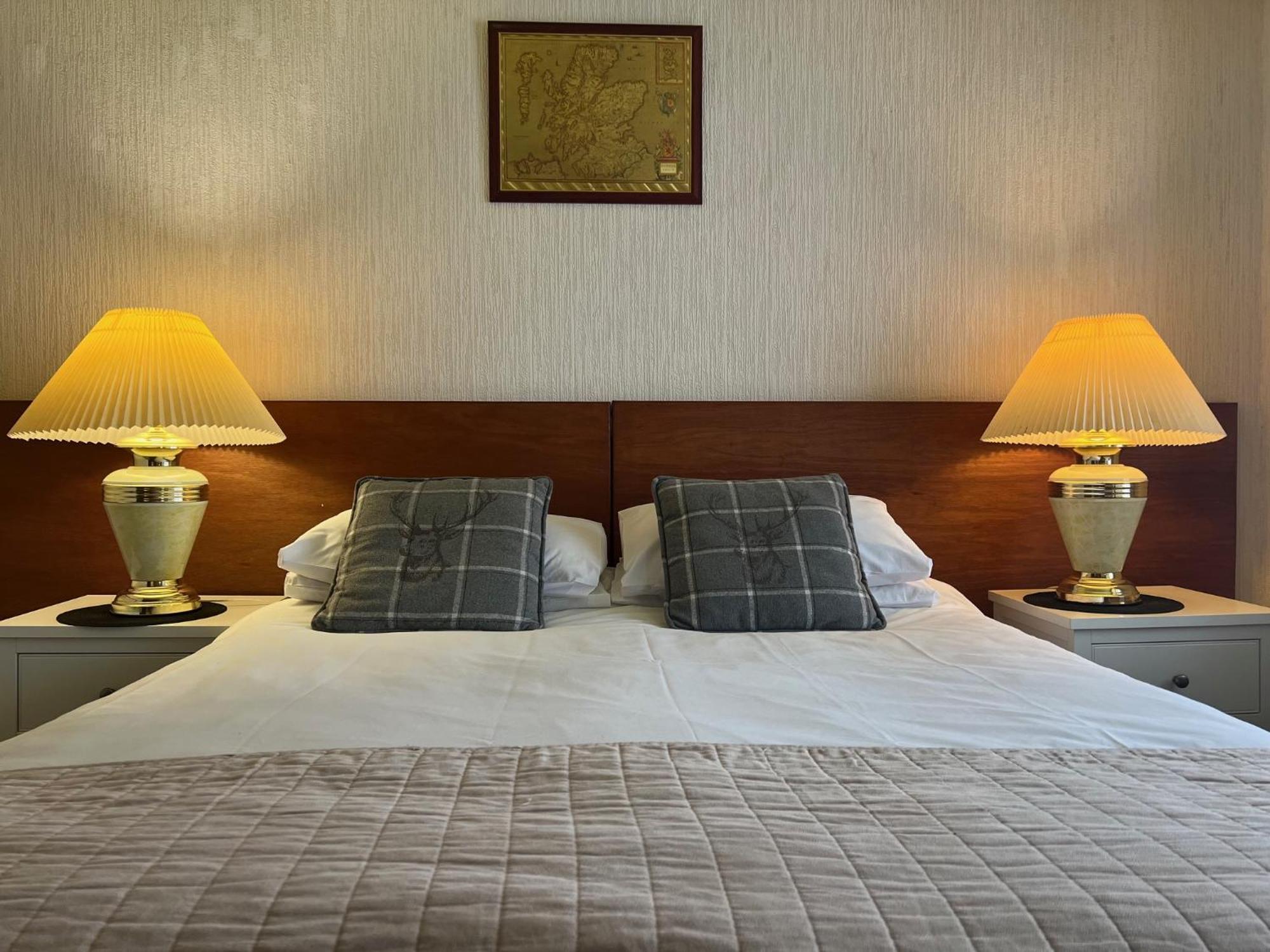 Double Room,1597549554:JPEG