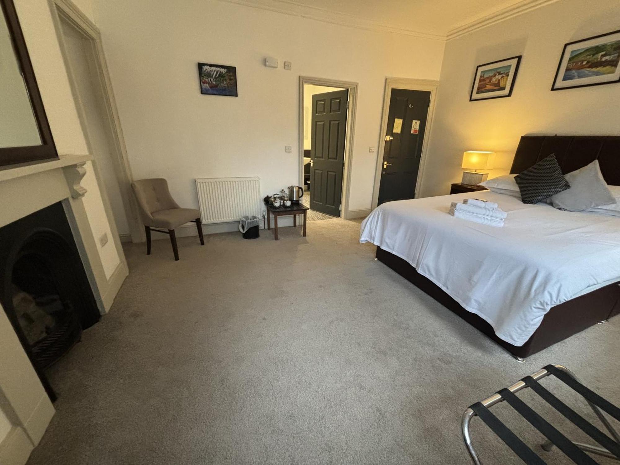 Superior King Room,1617502206:JPEG