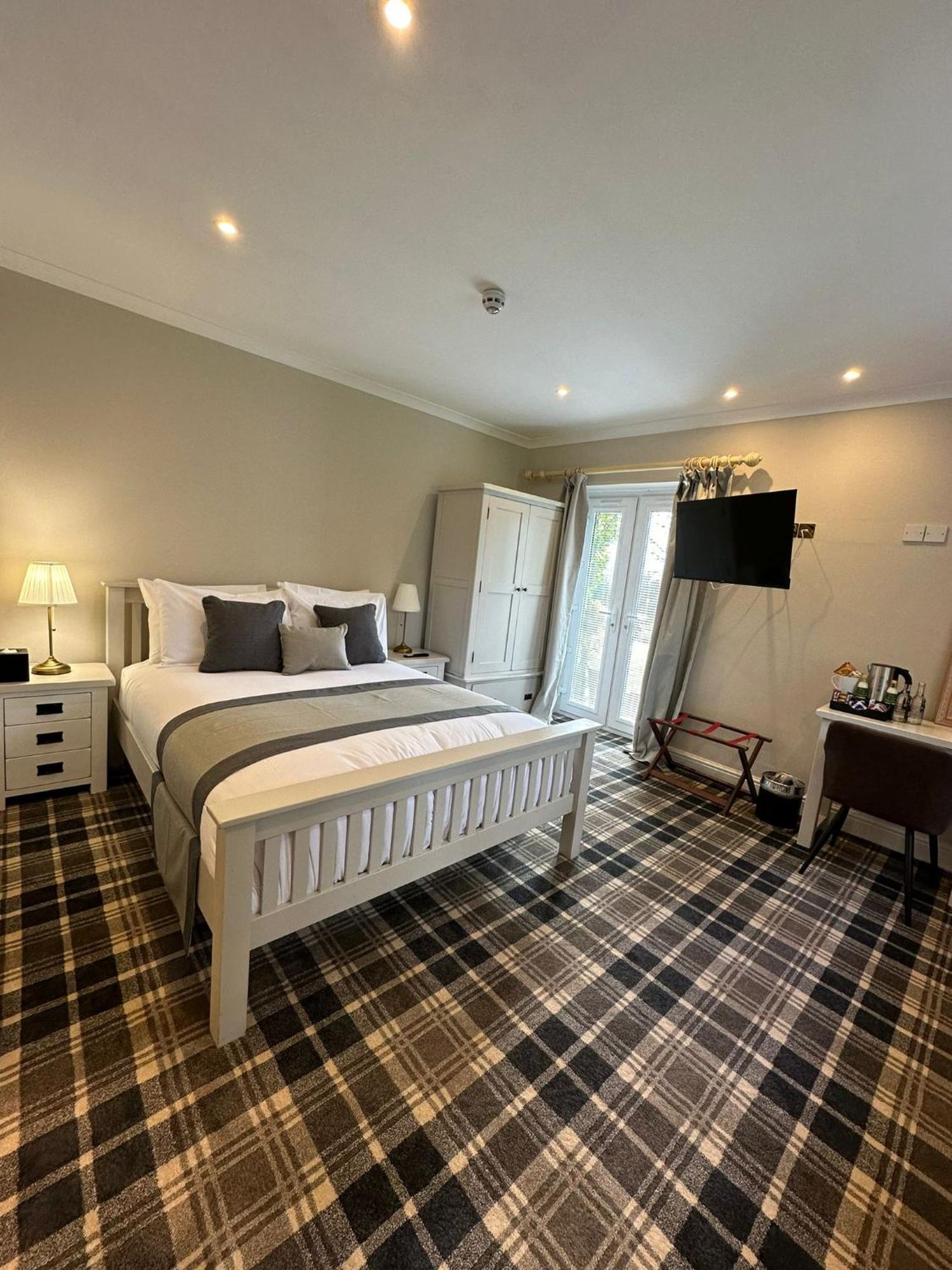 Superior Double Room,1620207701:JPEG