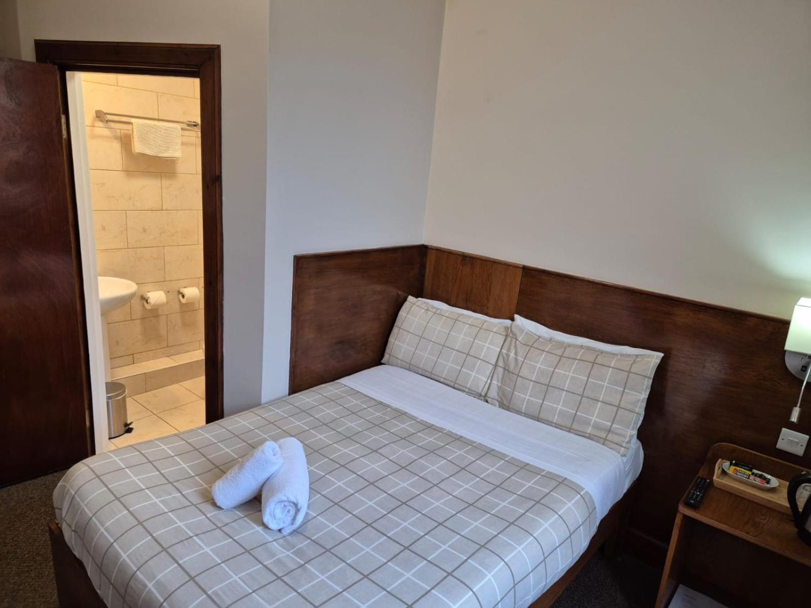 Double Room,1621003817:JPEG