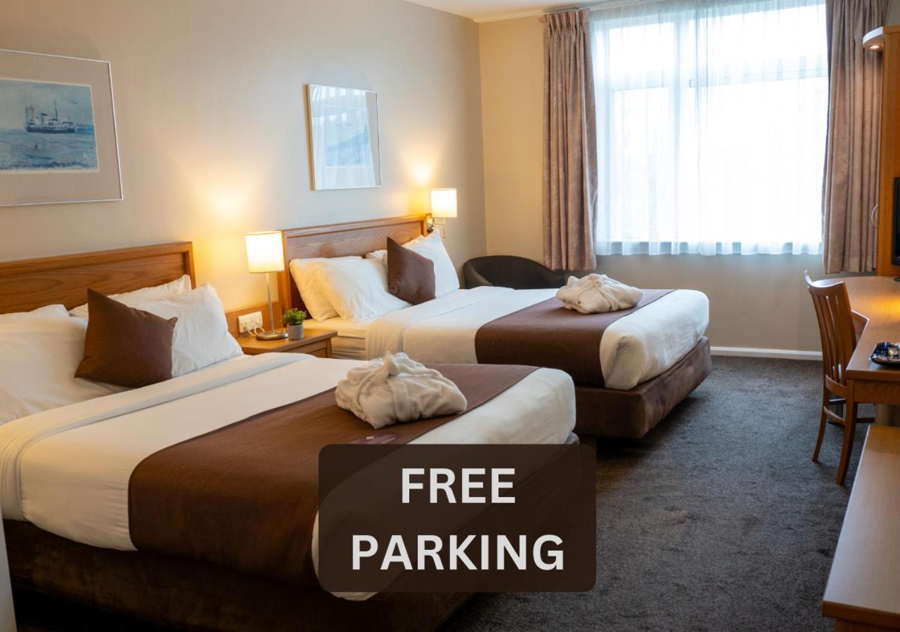 Twin Room,1622008062:JPEG