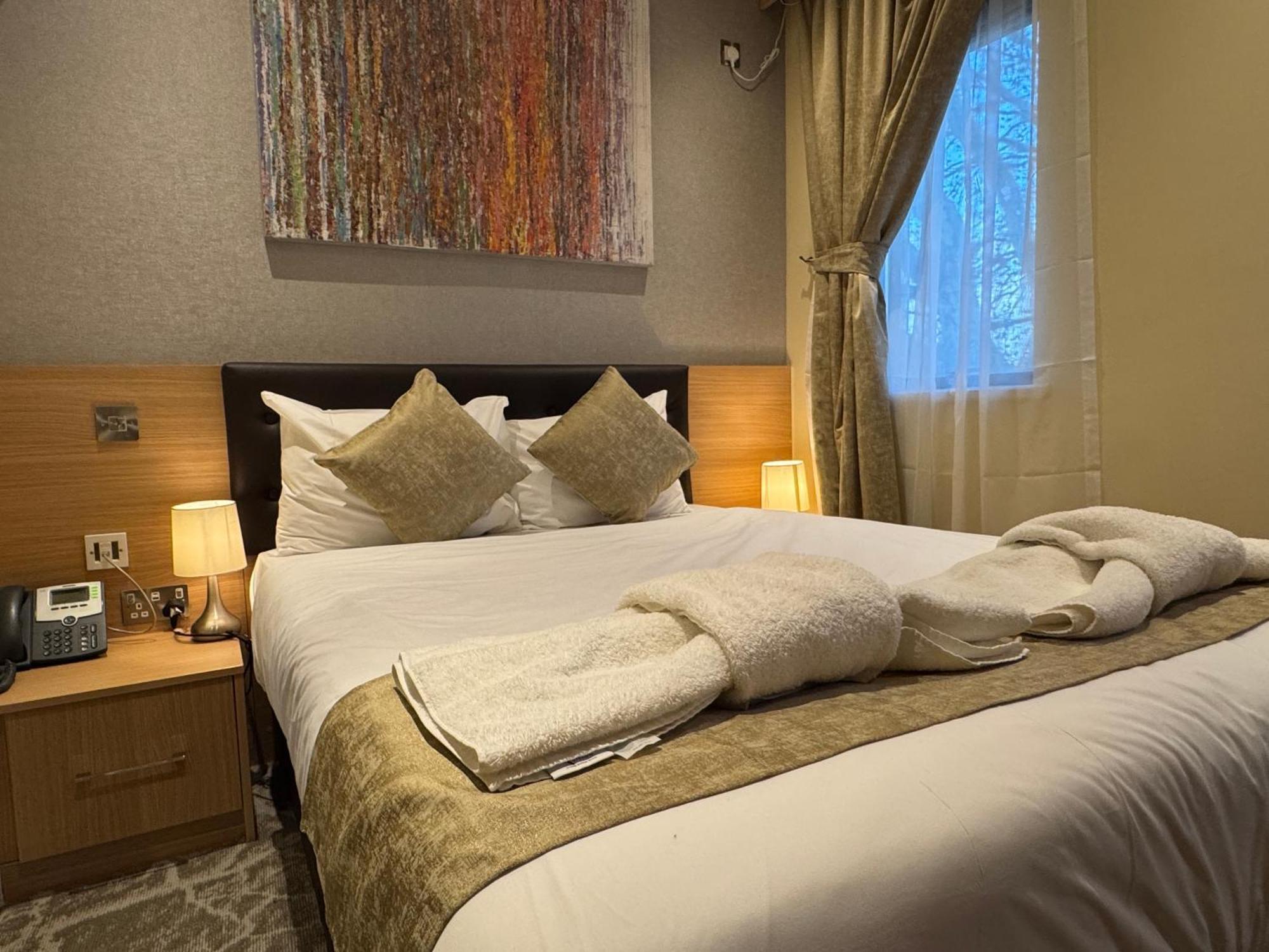Queen Room