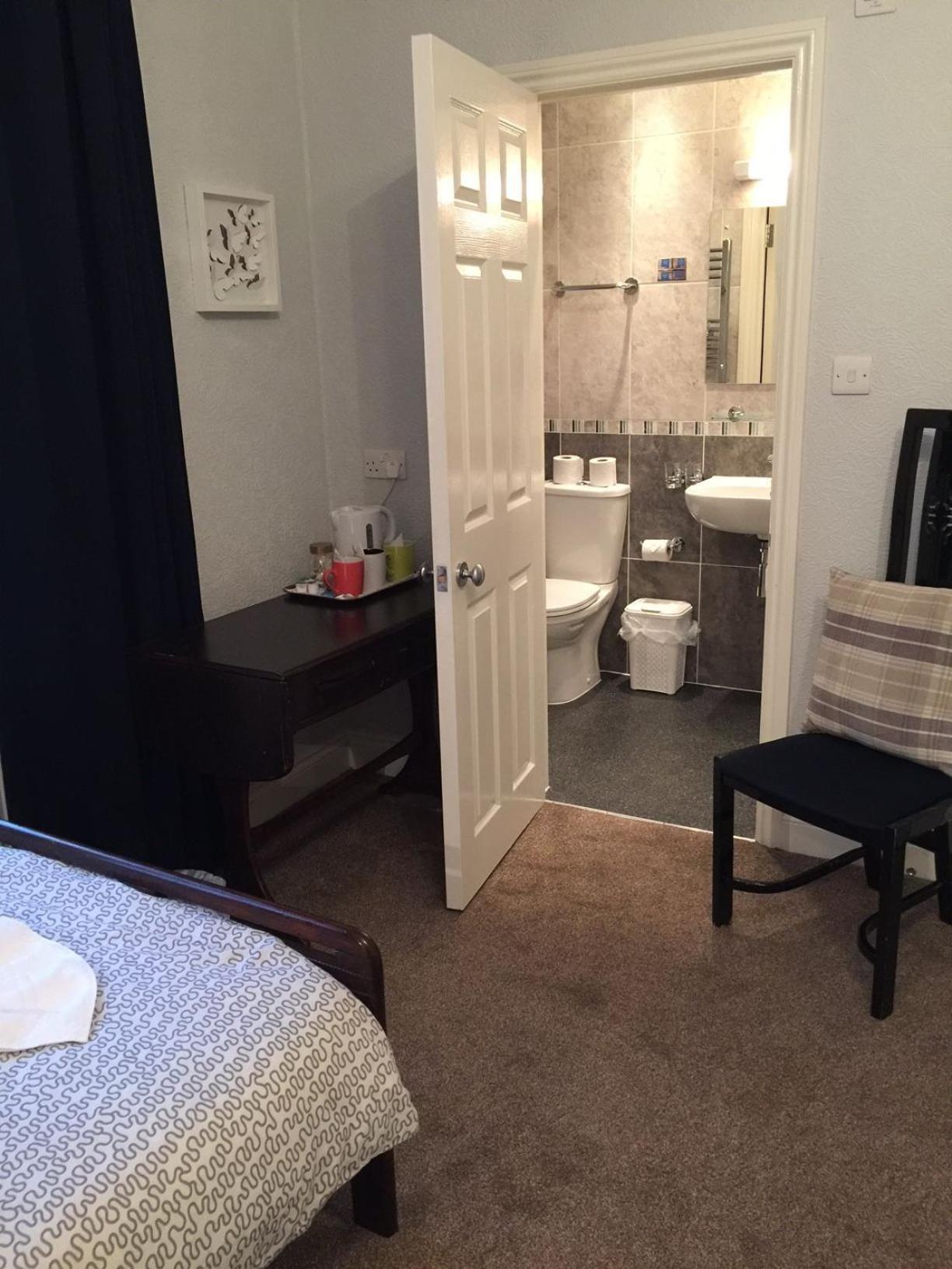 Triple Room,1629393955:JPEG