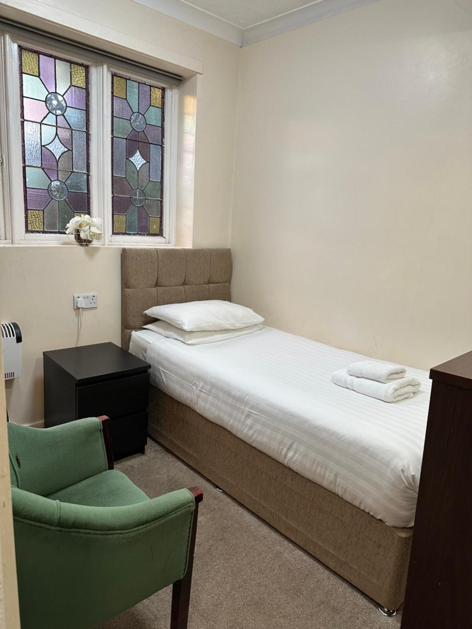 Single Room,1629887162:JPEG