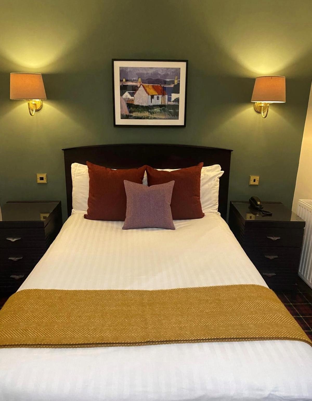 Single Room,1645016714:JPEG