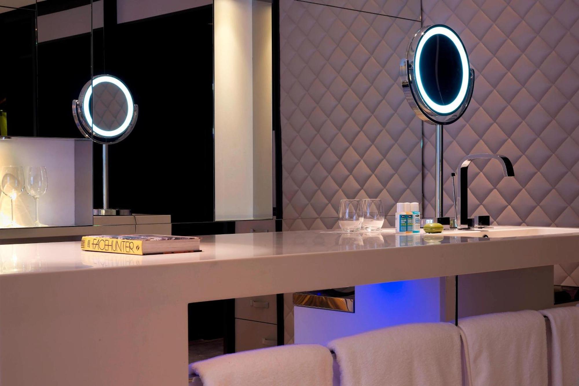 Wonderful Room, Low Floor, Guest room, 1 King,1634414661:JPEG