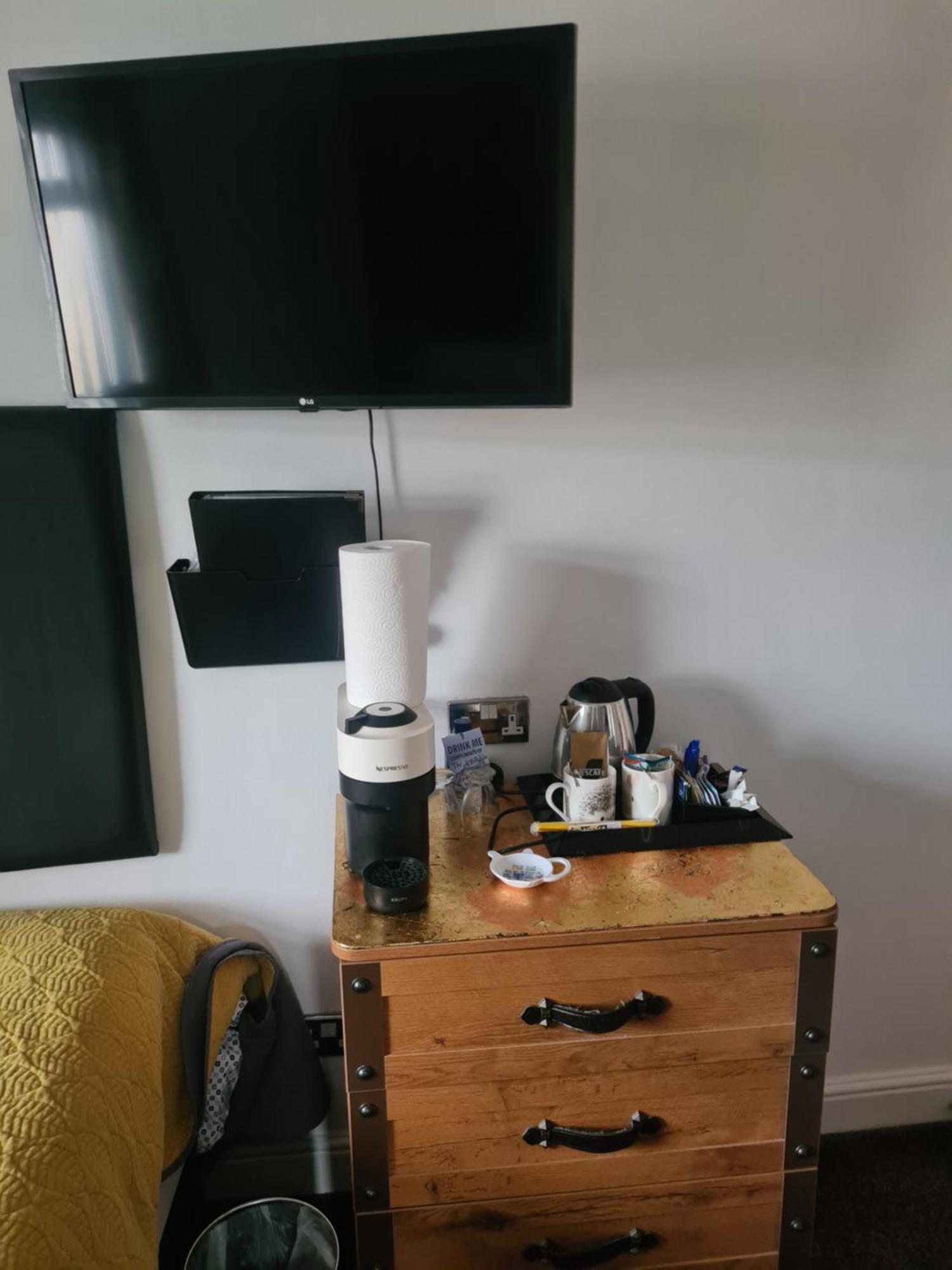 Twin Room with Private Bathroom,1636004500:JPEG