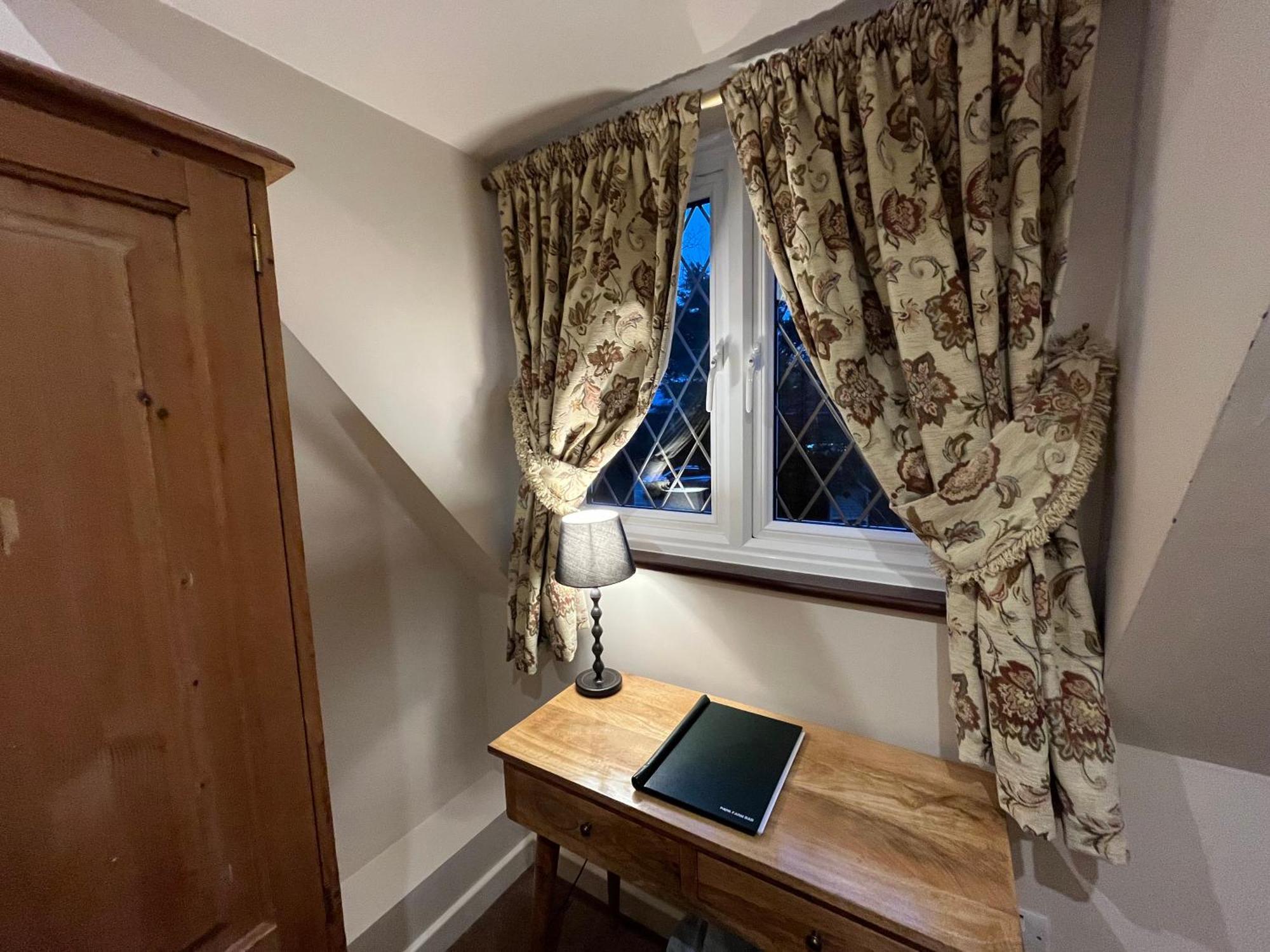 Deluxe Double Room Private Bathroom