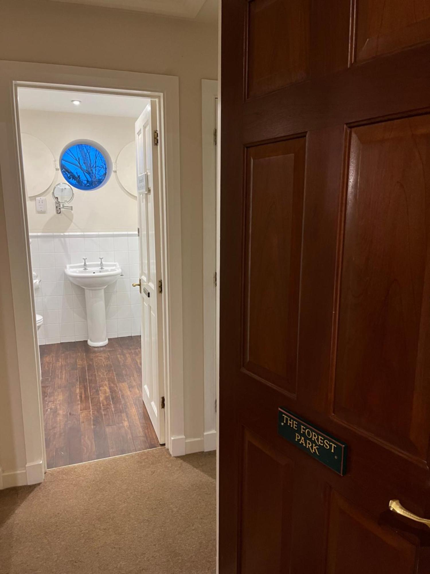 Deluxe Double Room Private Bathroom