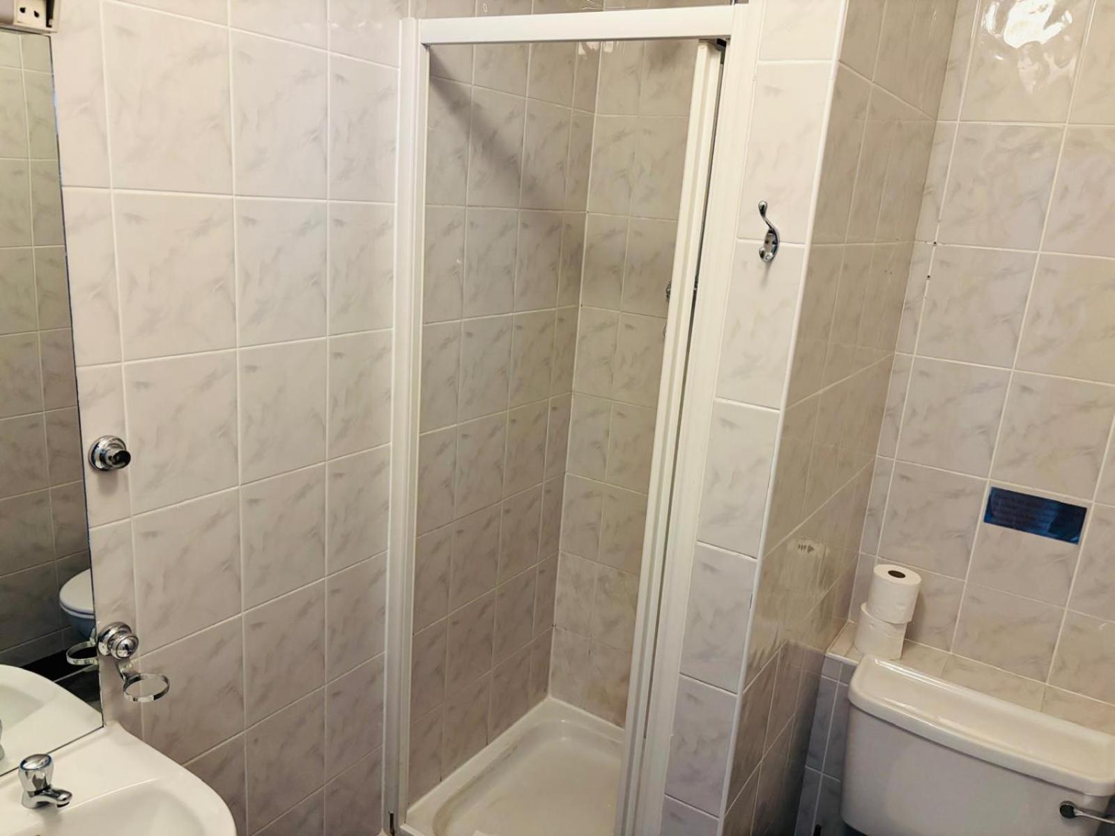 Triple Room with Private Bathroom,1637705341:JPEG