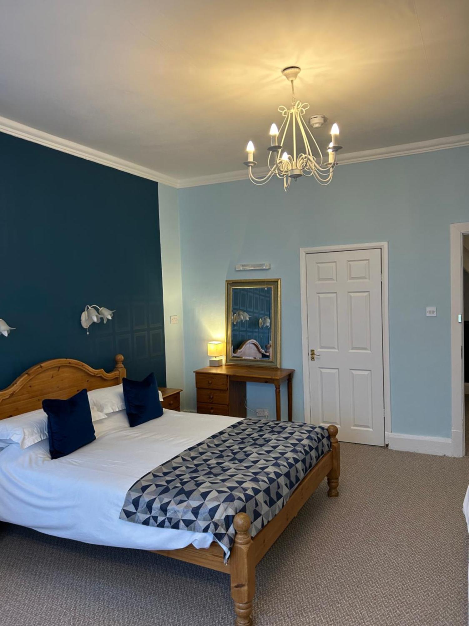 Deluxe Triple Room,1640435282:JPEG